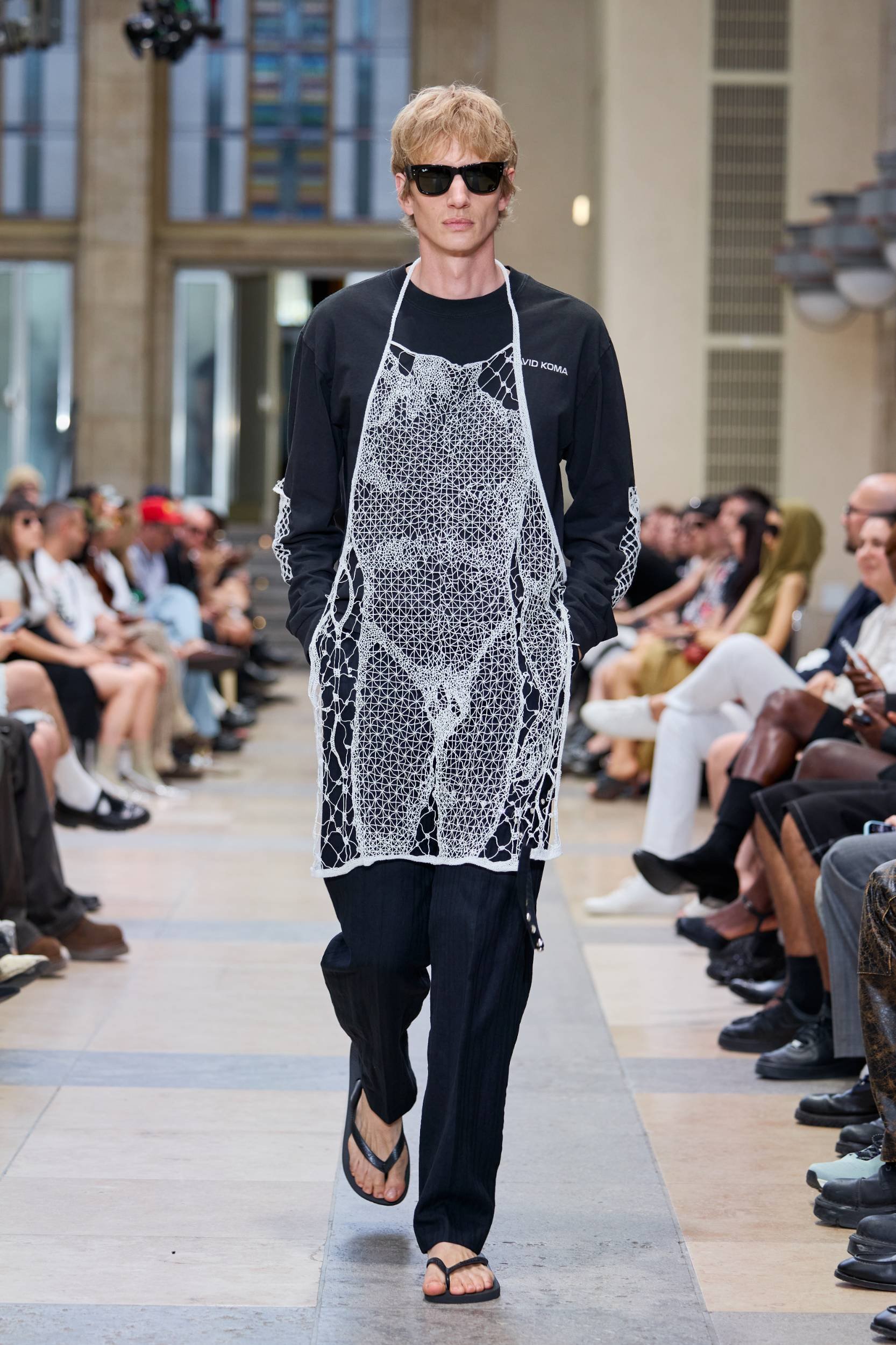 DAVID-KOMA_SS26_Runway31_by_Finnegan_Koichi_Godenschweger_for_BFW_2zu3.jpg