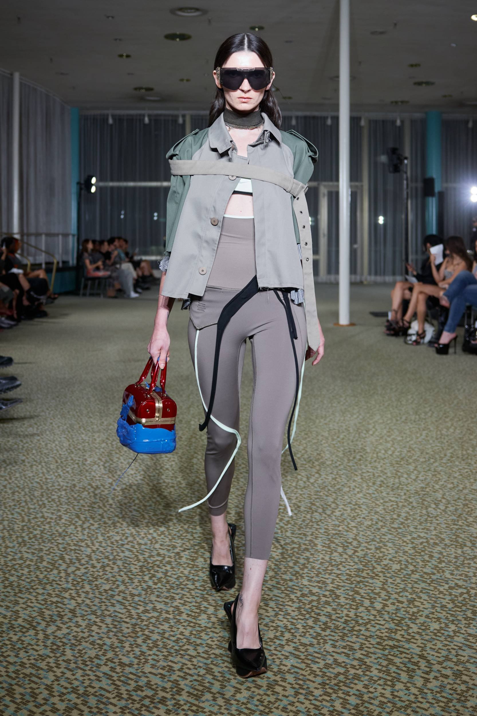 OTTOLINGER_SS26_Runway15_by_Finnegan_Koichi_Godenschweger_for_BFW_2zu3.jpg