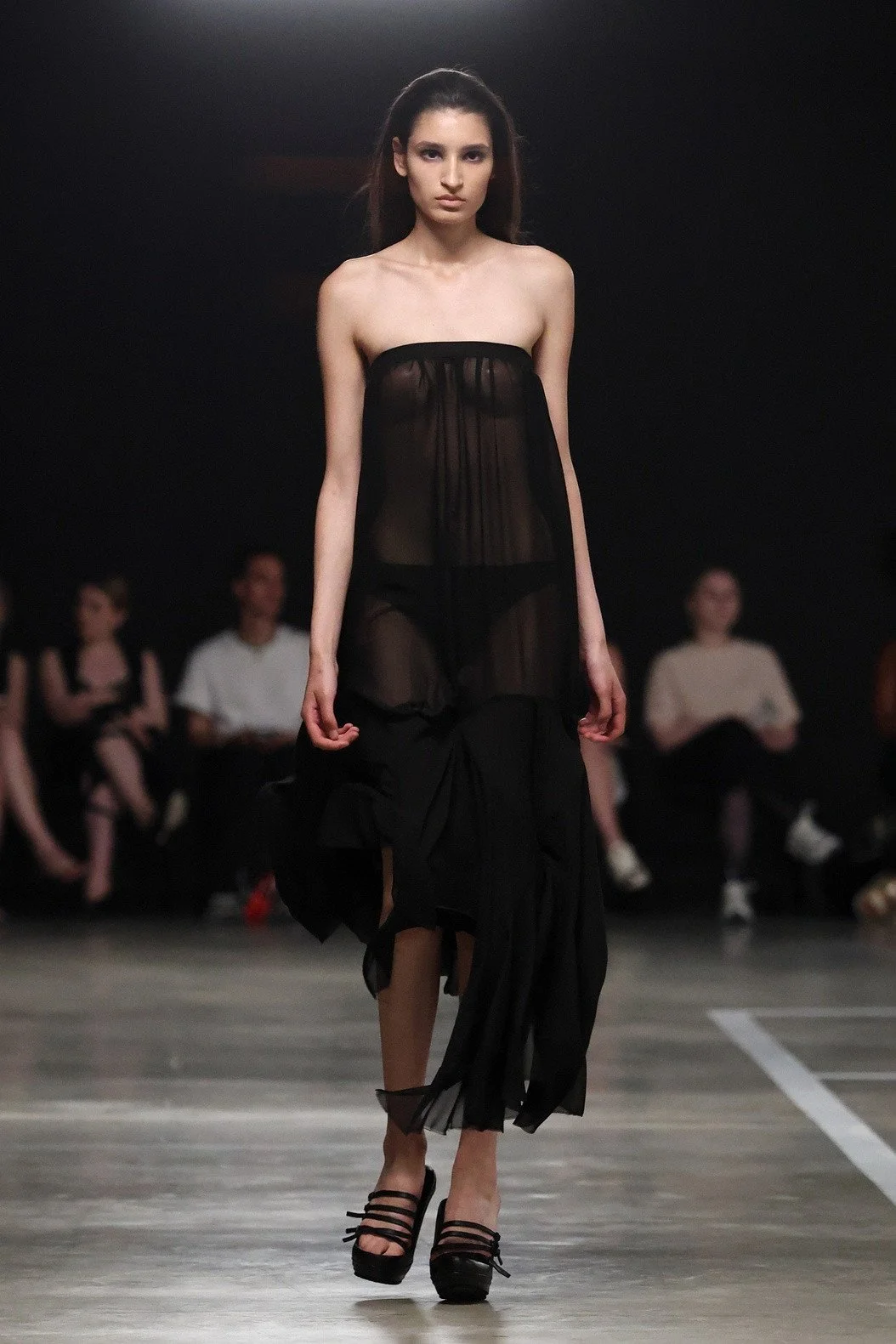 Sia_Arnika_SS26_Look_33_PRESS_by_Boris Marberg_for_BFW.jpg