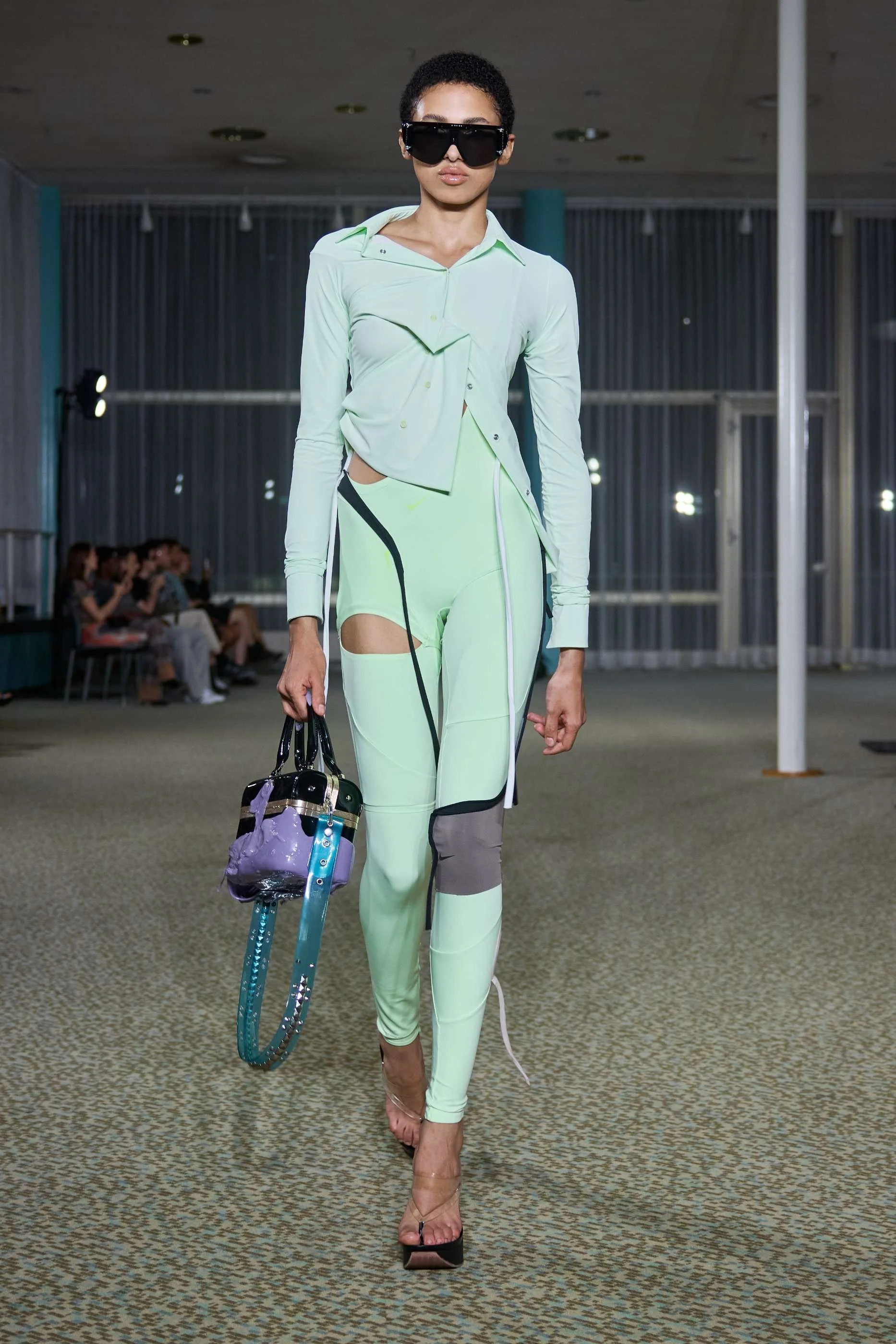 OTTOLINGER_SS26_Runway4_by_Finnegan_Koichi_Godenschweger_for_BFW_2zu3.jpg