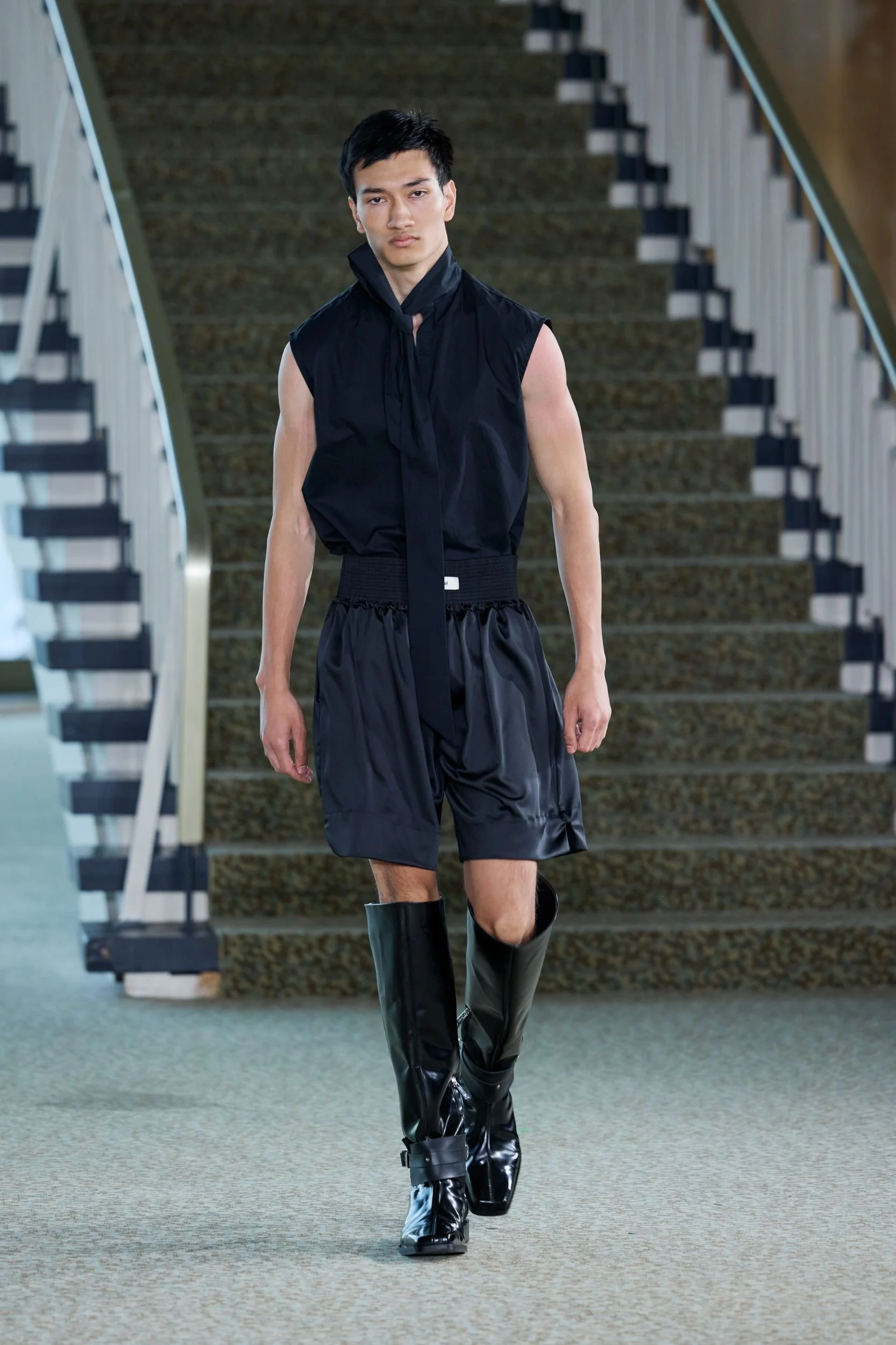 GMBH_SS26_Runway28_by_Finnegan_Koichi_Godenschweger_for_BFW_2zu3.jpg.jpeg