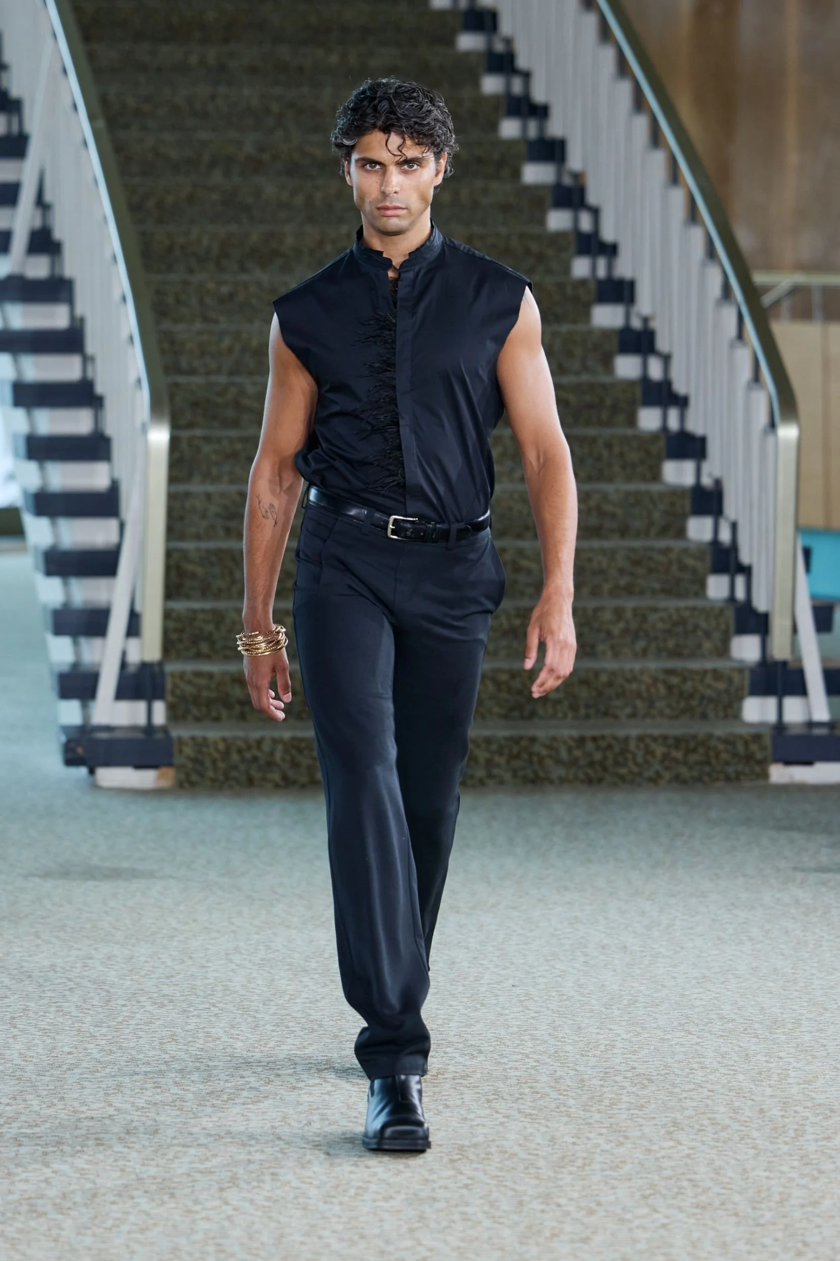 GMBH_SS26_Runway32_by_Finnegan_Koichi_Godenschweger_for_BFW_2zu3.jpg.jpeg