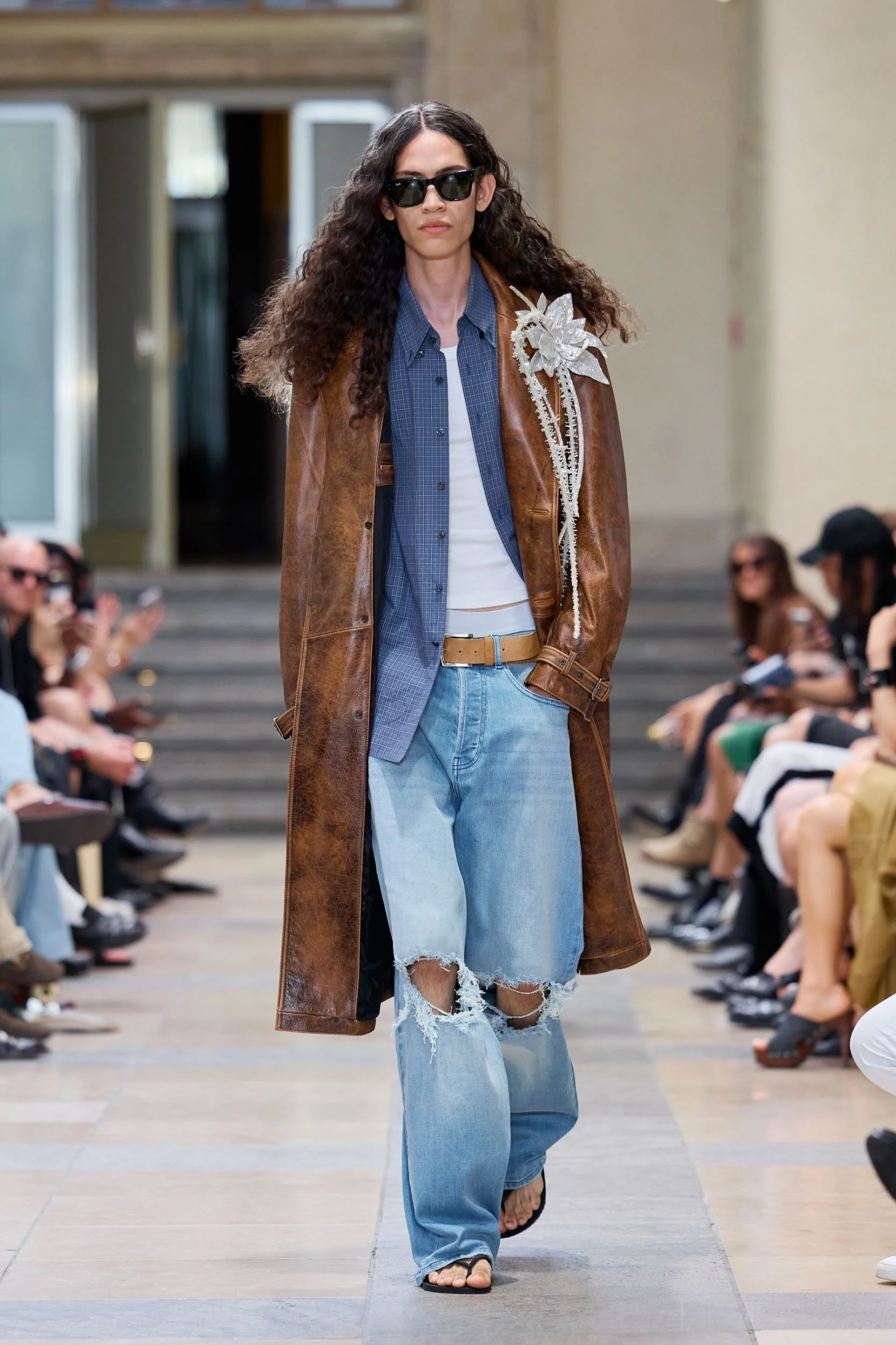 DAVID-KOMA_SS26_Runway18_by_Finnegan_Koichi_Godenschweger_for_BFW_2zu3.jpg.jpeg