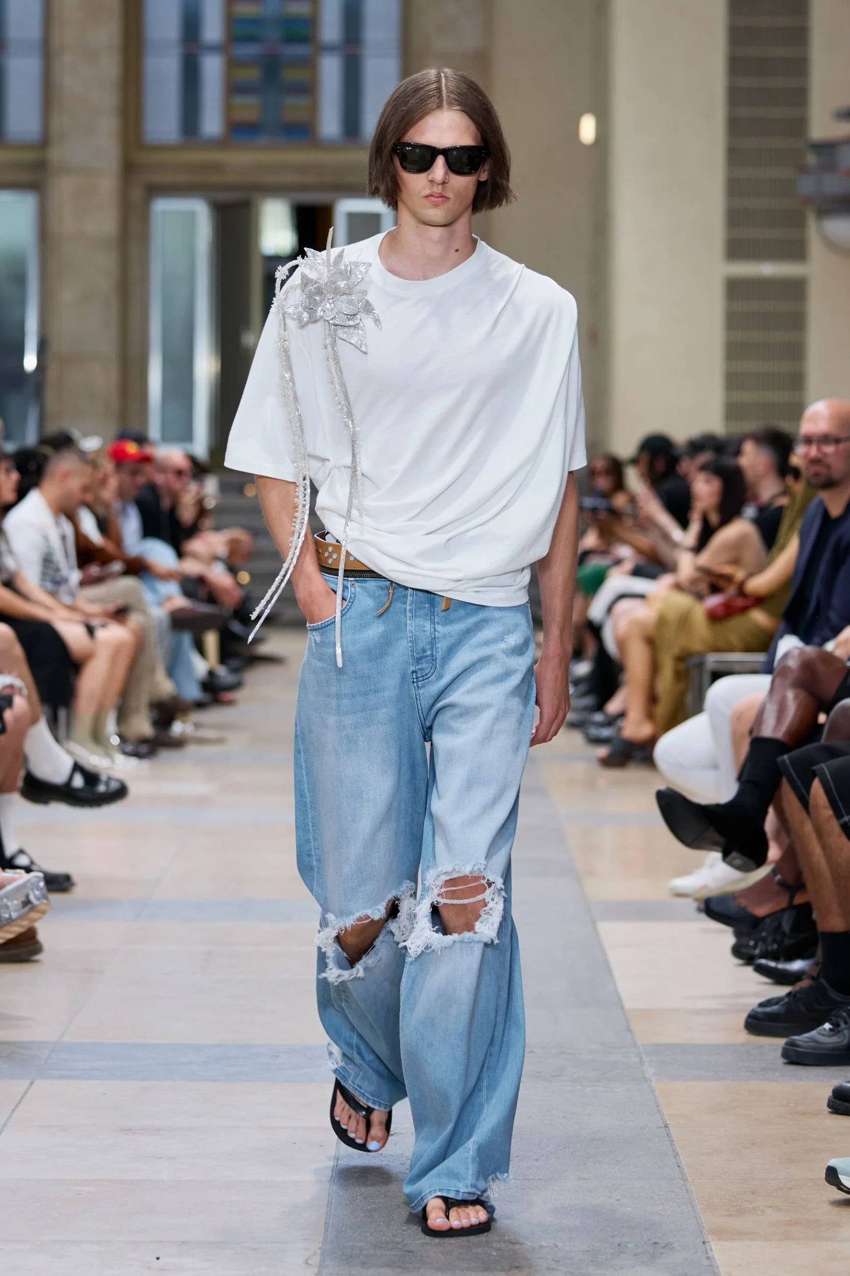 DAVID-KOMA_SS26_Runway19_by_Finnegan_Koichi_Godenschweger_for_BFW_2zu3.jpg.jpeg
