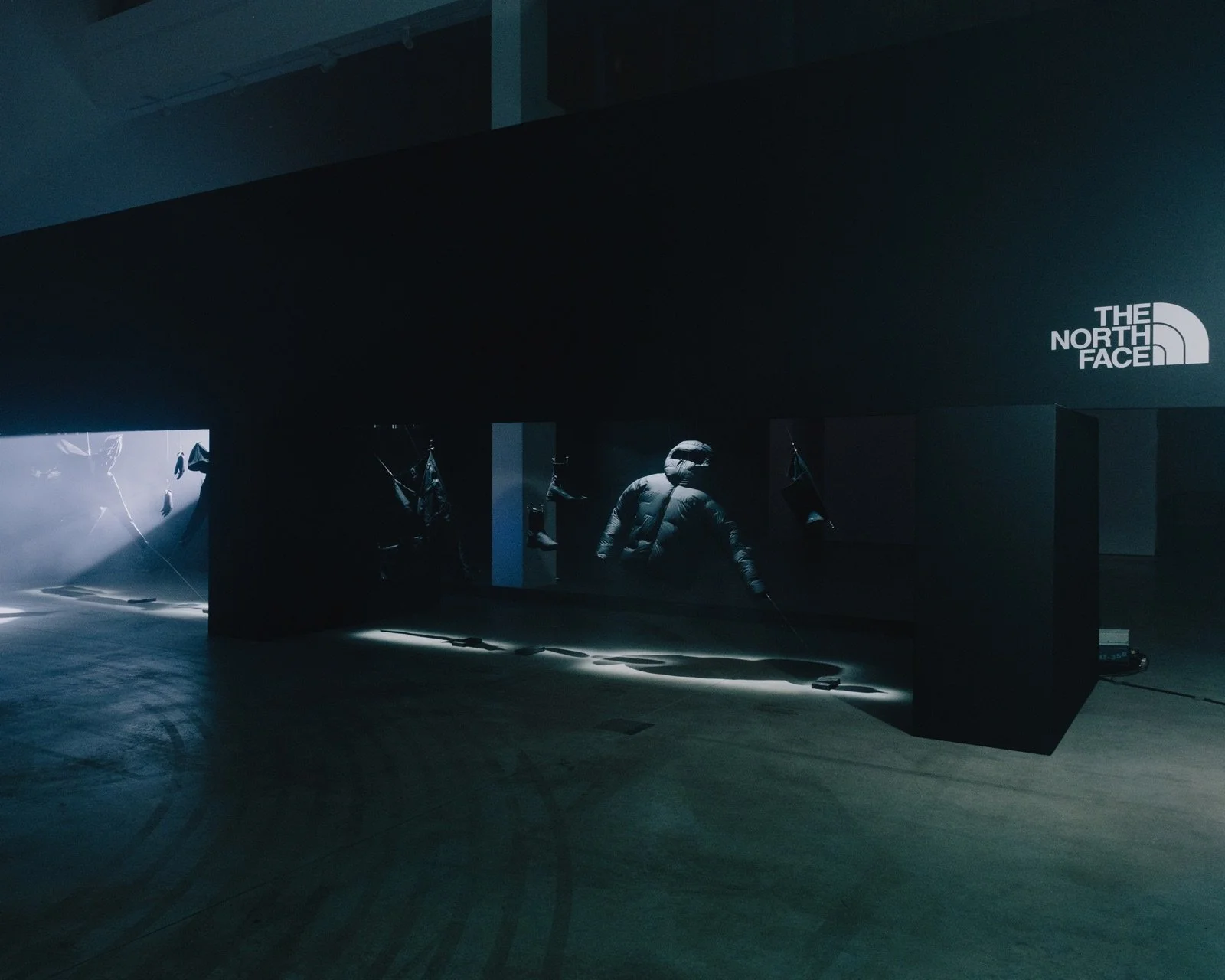 The North Face Advanced Mountain Kit Black Edition 