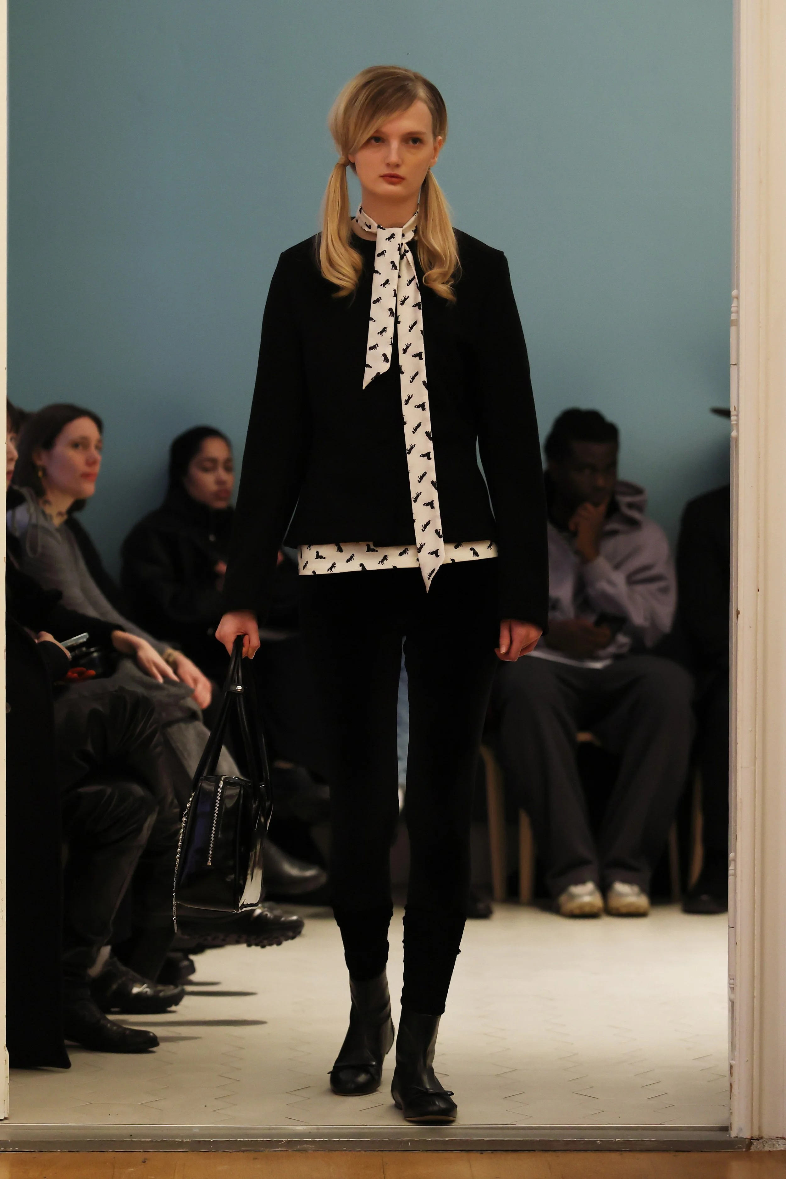 Andrei_Gronau_Aw26_Look17_Press_by_Boris Marberg_for_BFW.jpg