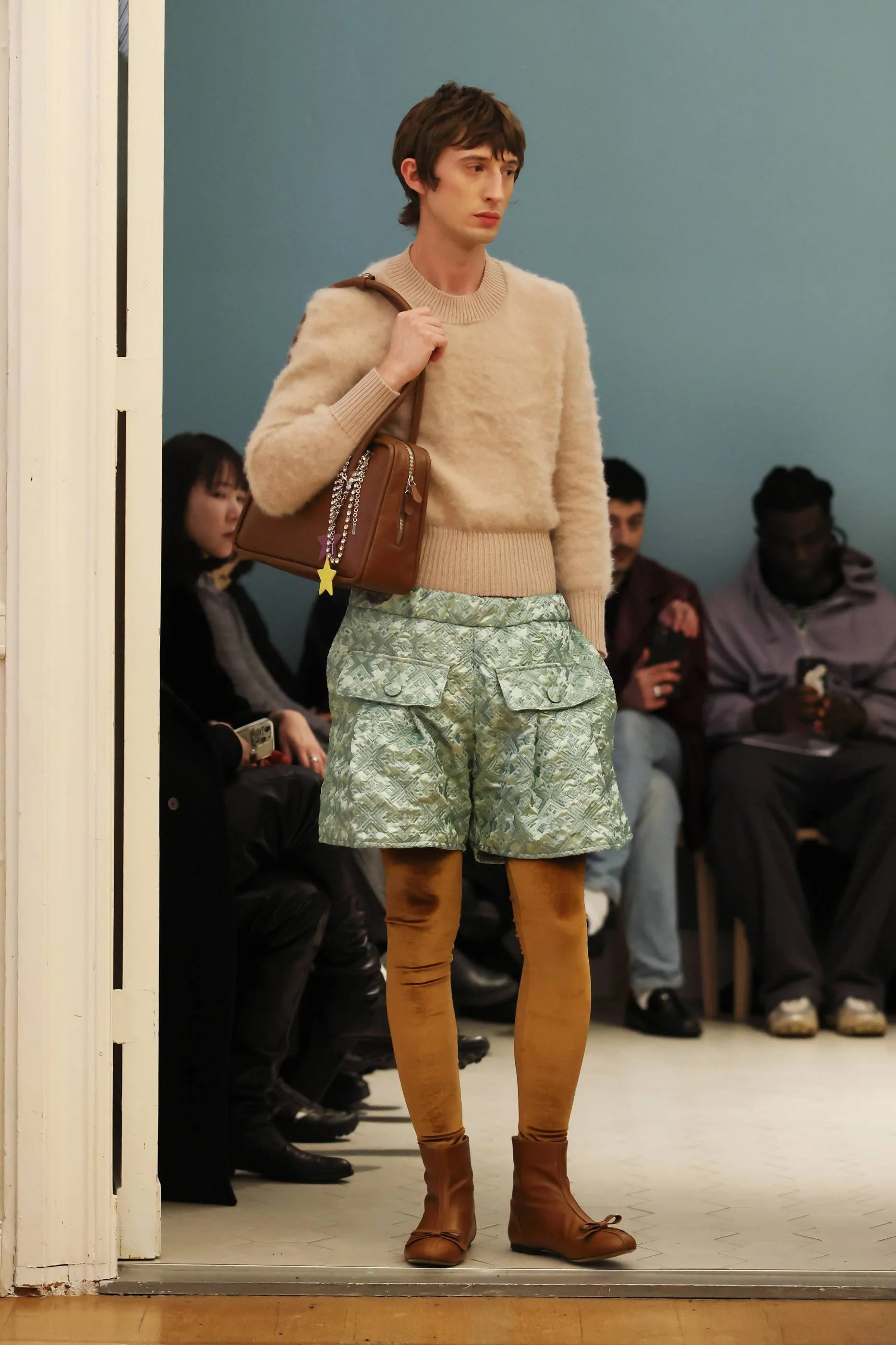 Andrei_Gronau_Aw26_Look03_Press_by_Boris Marberg_for_BFW.jpg