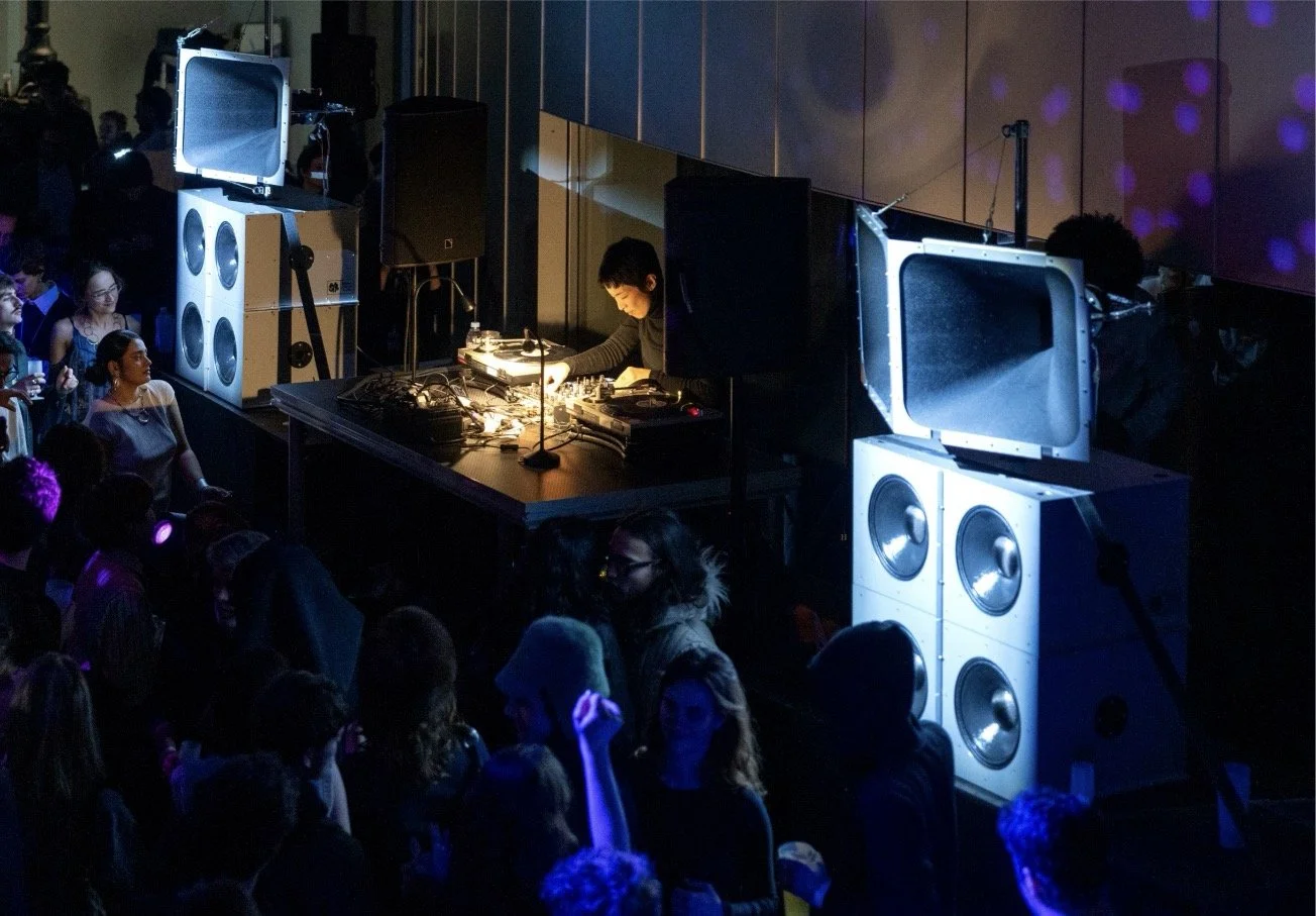 6 page1image233443424.jpeg