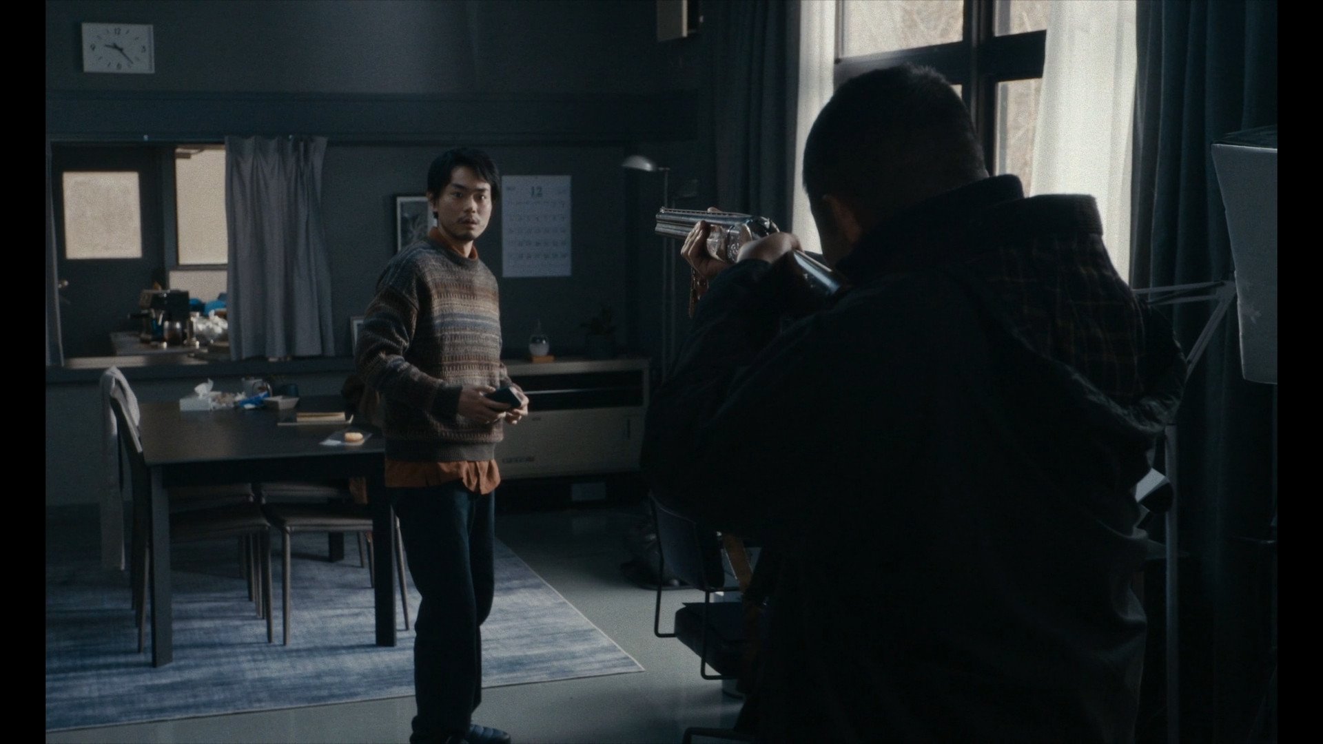 008-01 – grigio crema noir - 01.png