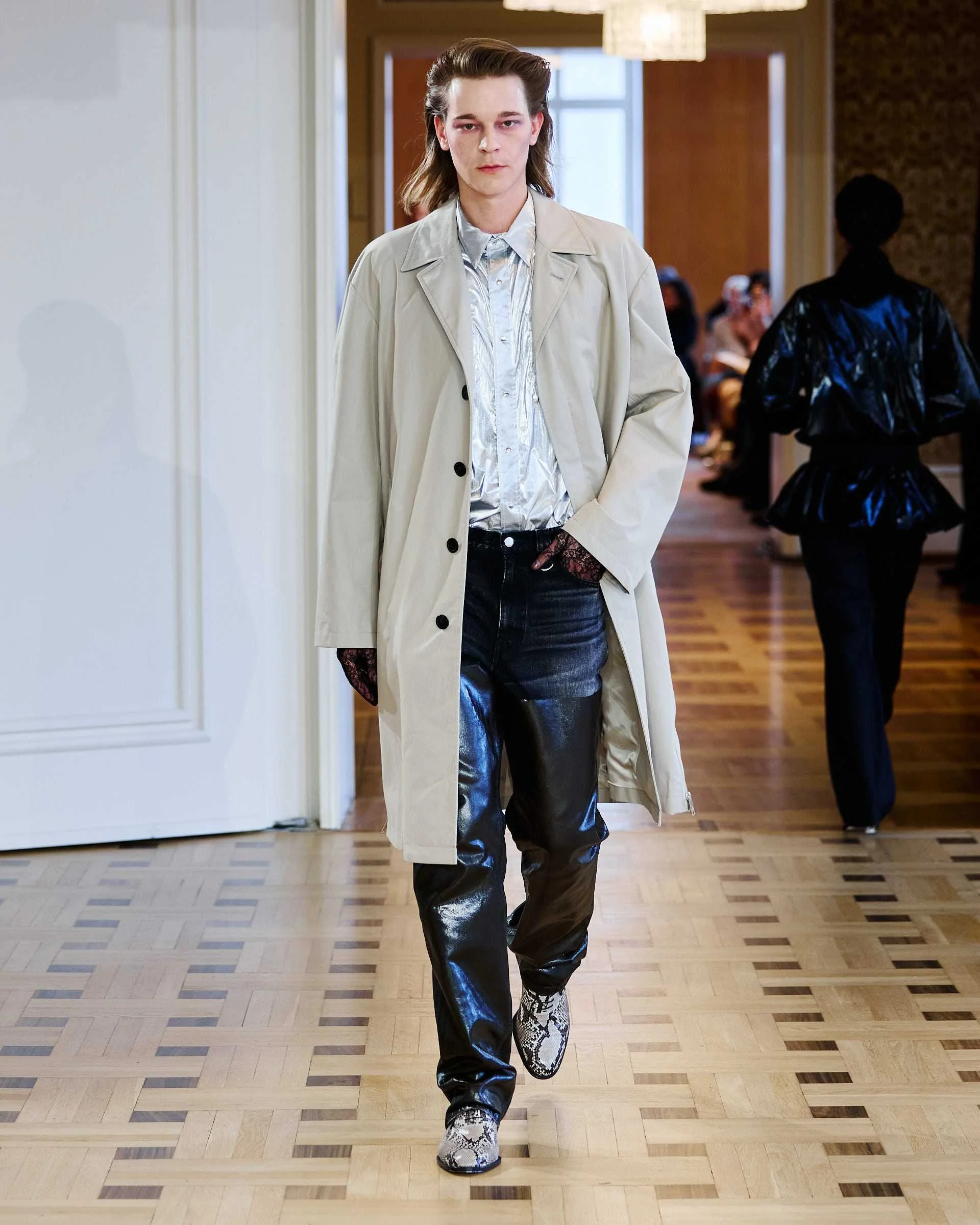 JohnLawrenceSullivan_SS27_Runway16_by_FinneganKoichiGodenschweger_for_BFW_4x5.jpg