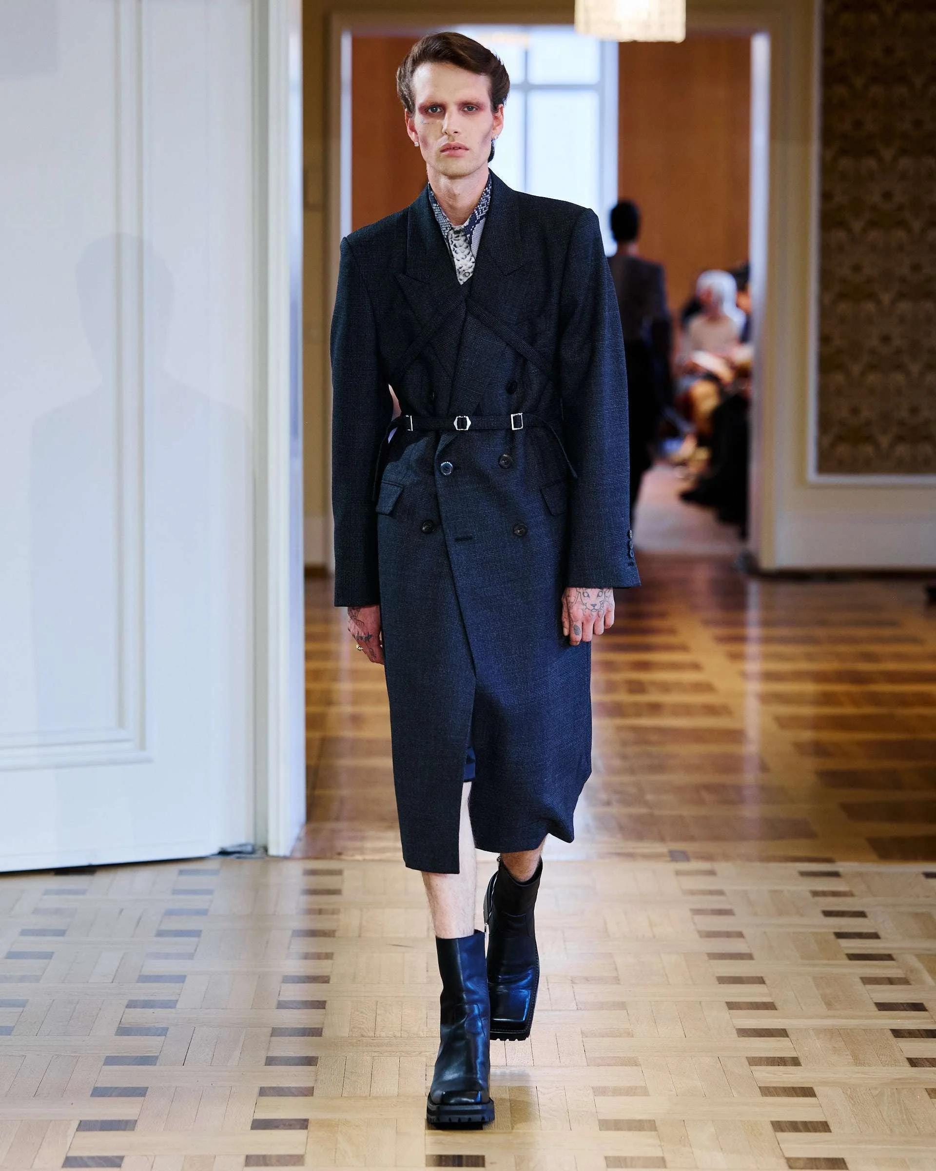 JohnLawrenceSullivan_SS27_Runway20_by_FinneganKoichiGodenschweger_for_BFW_4x5.jpg