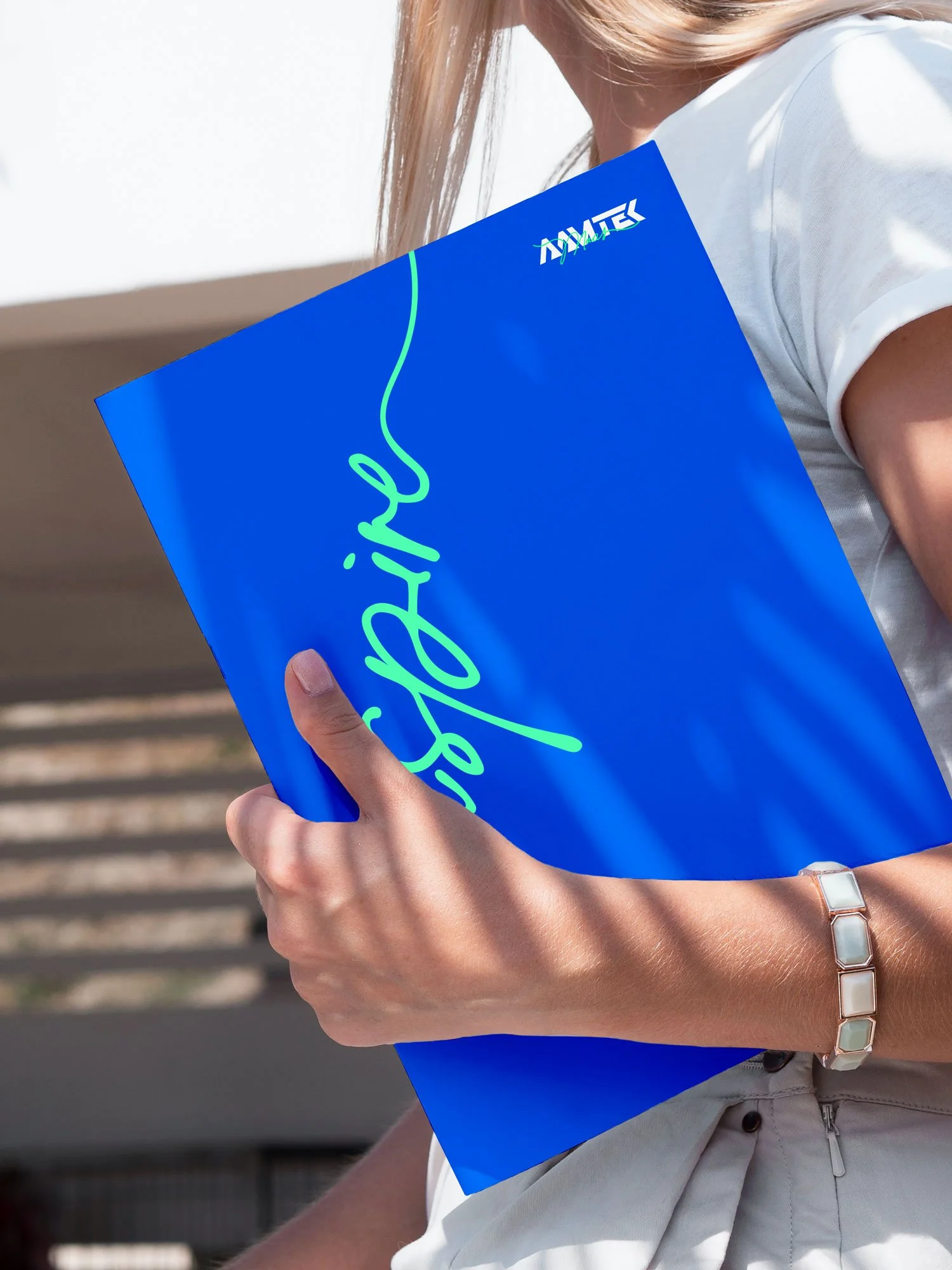 Aamtek Presentation Folder