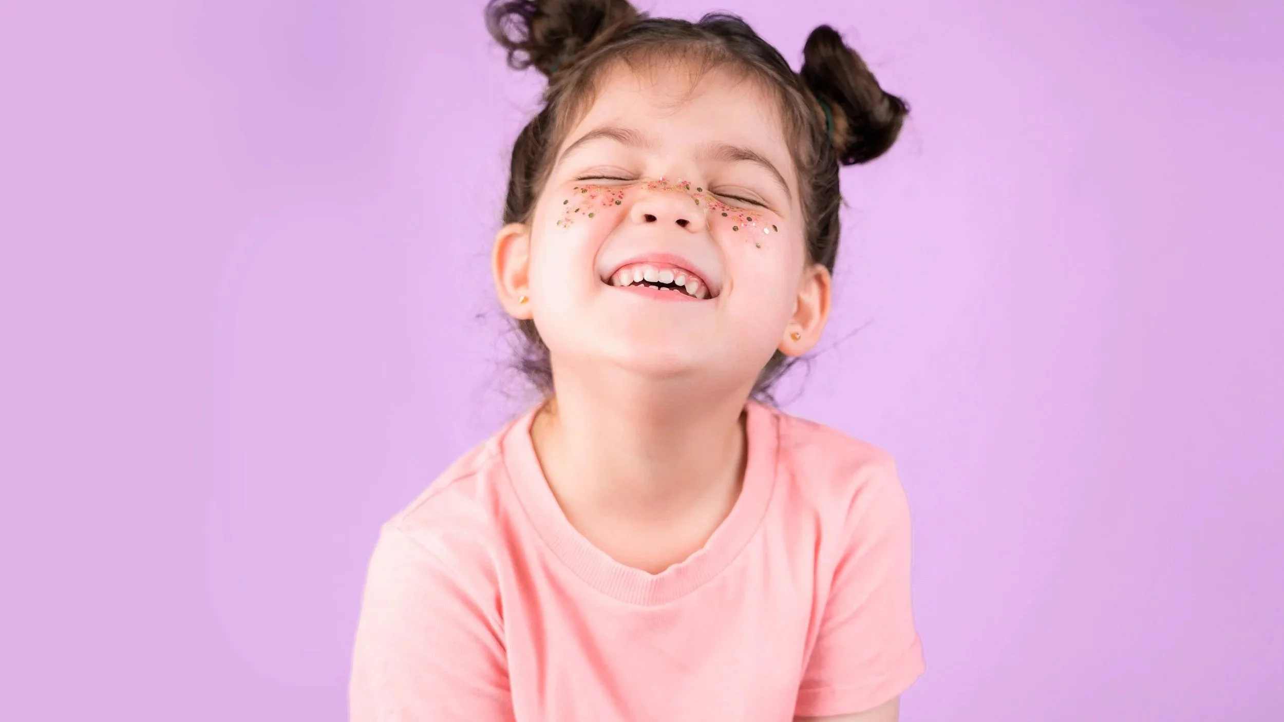 Oh Flossy girl with glitter on her face