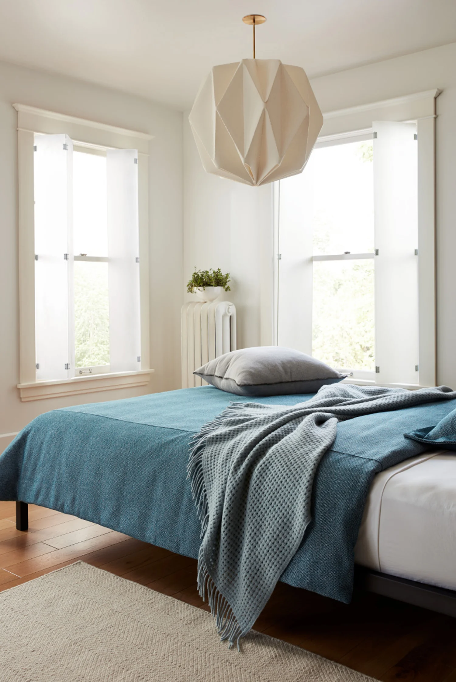 peacockbedroom.jpg