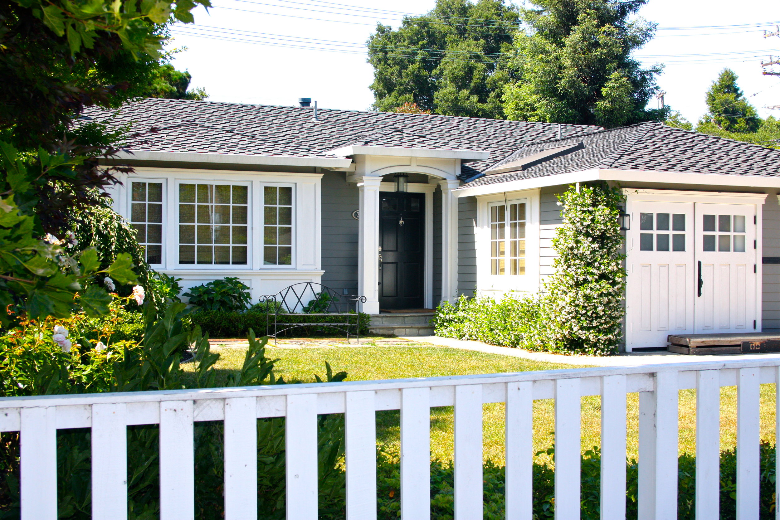 SOLD: 391 Hedge Rd, Menlo Park Classic elegance in Suburban Park Offered at $2,100,000 - represented buyer