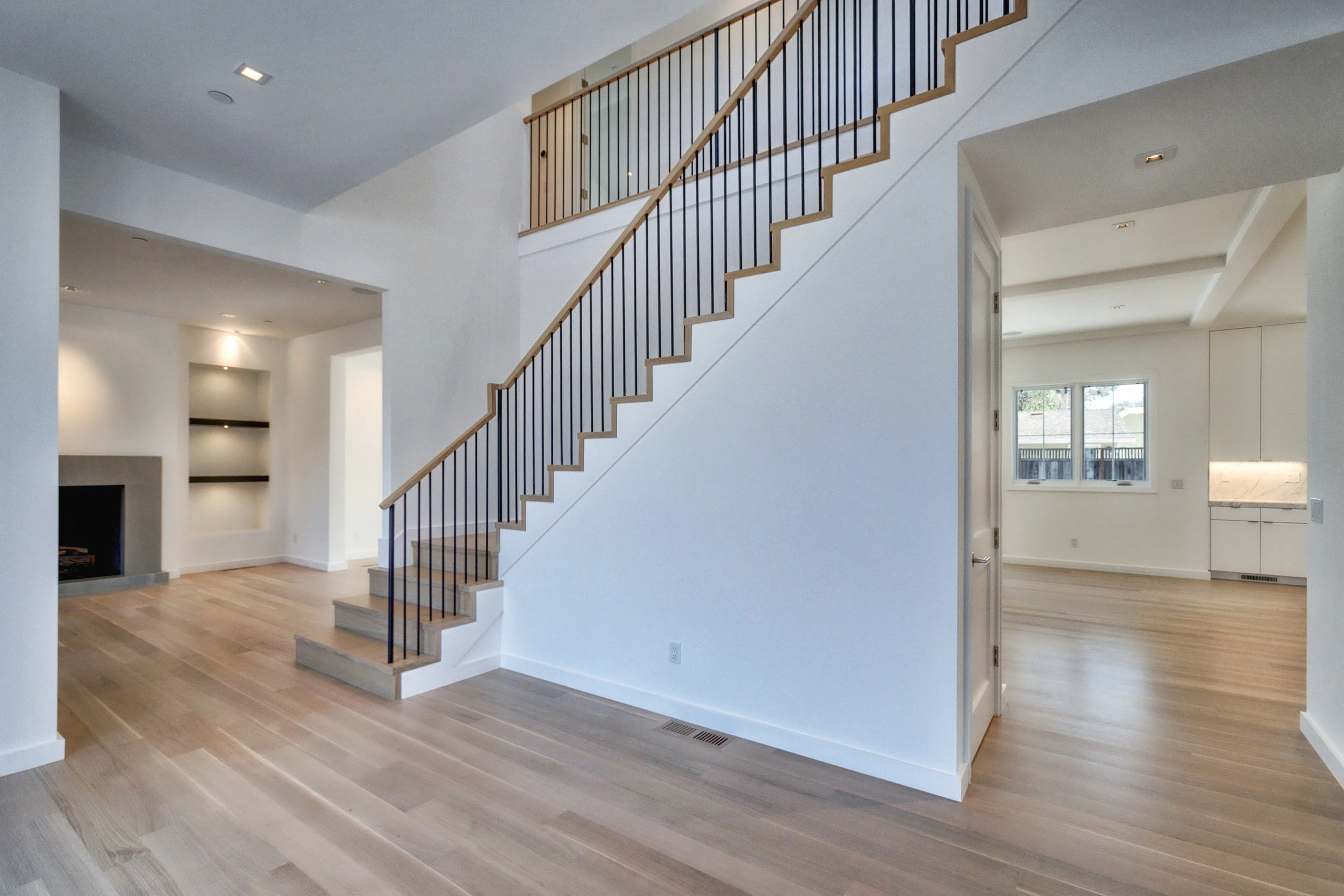 Foyer 2-FULL.jpg