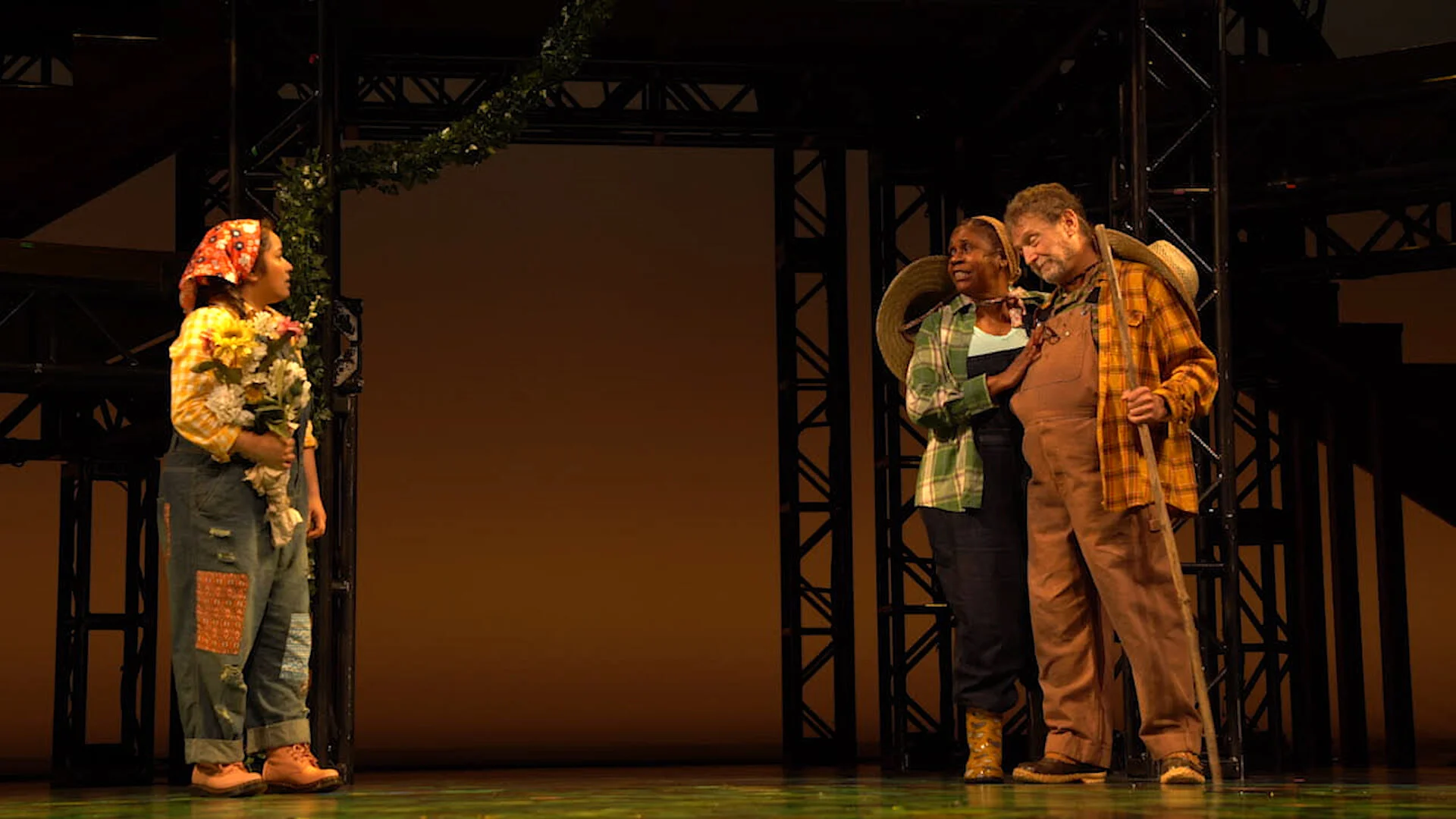 Seq-AYLI v2.00_37_49_23.Still022.jpg