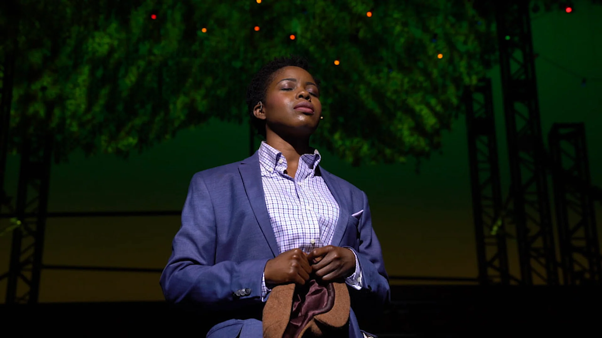 Seq-AYLI v2.01_36_03_15.Still042.jpg