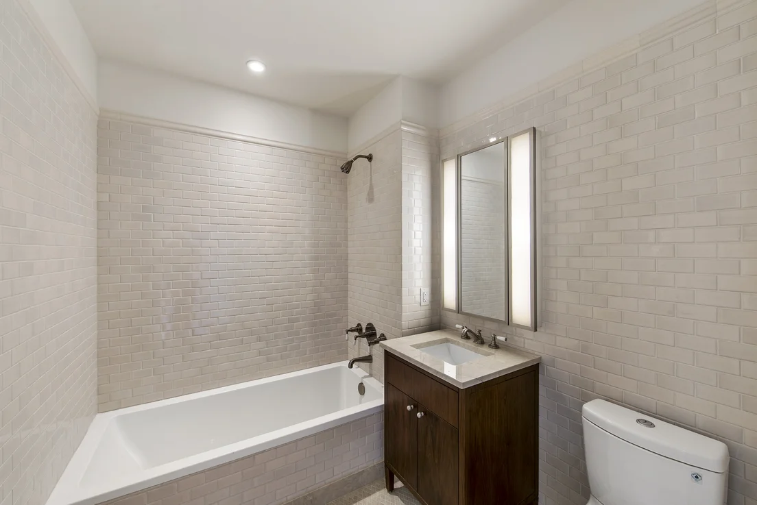 2150 Broadway PH6C__19_resize.jpg