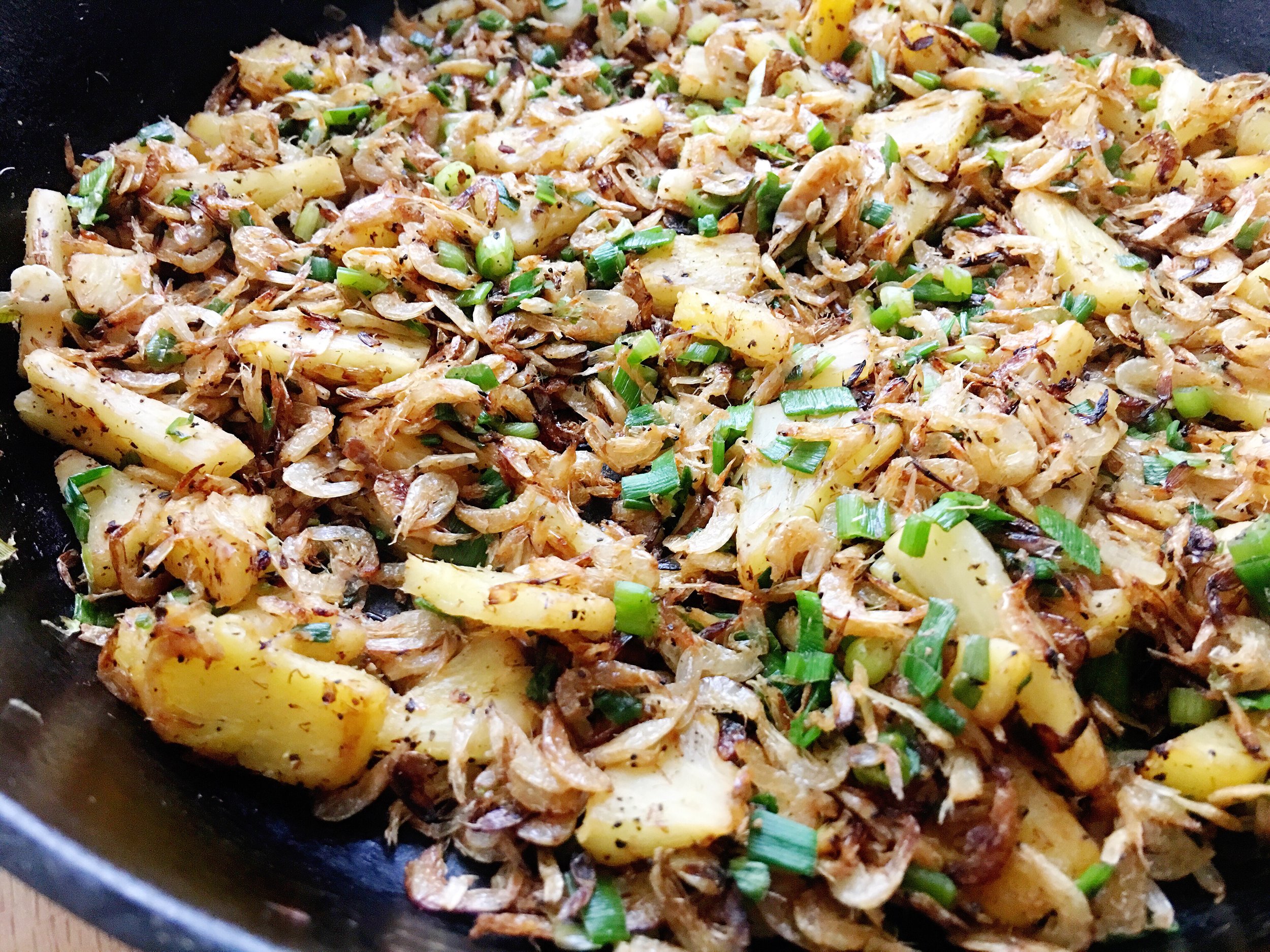 Taste of Home Tuesday: Dried Shrimp and Pineapple Stir Fry (Tép Khô Xào Dứa)