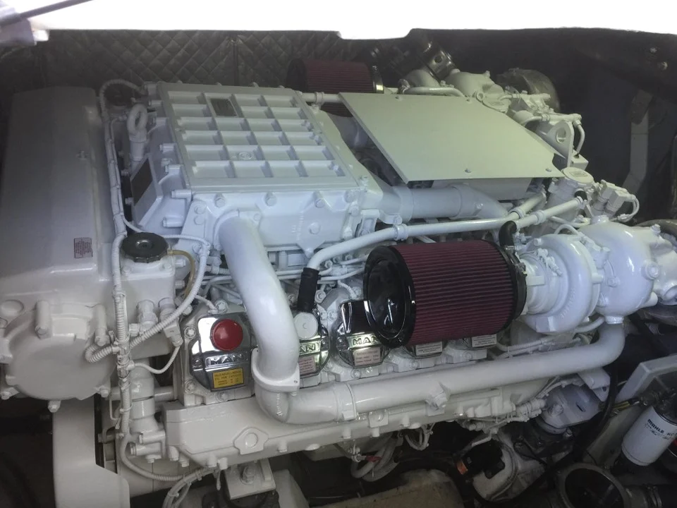 3000 Hour service completed for 2 MAN Common Rail engines for an Azimut Motor Yacht