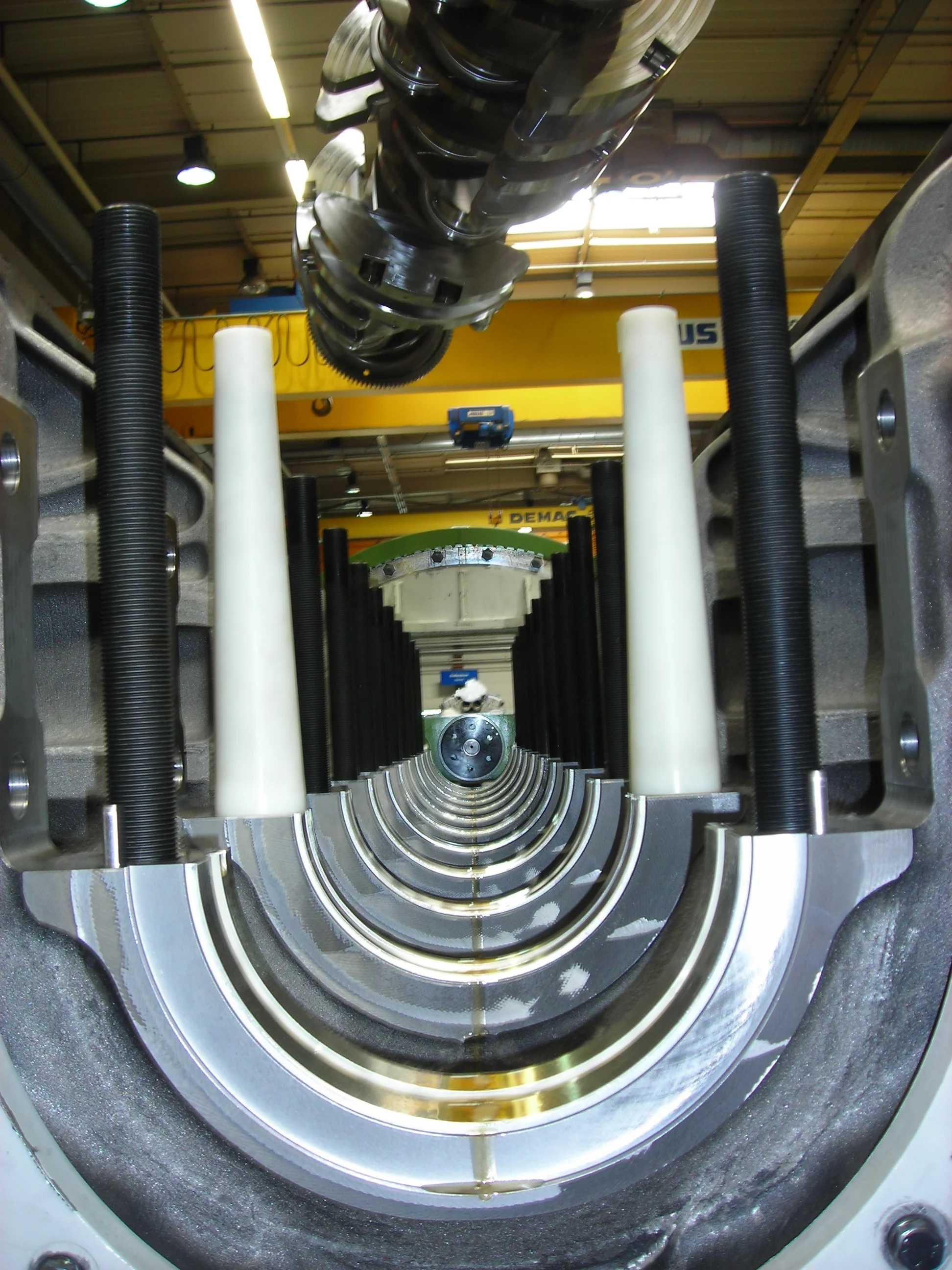 Installation of the Crankshaft MTU series 8000