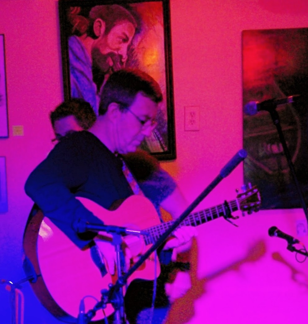 Joe Milligan at The Ale and the Witch, St. Petersburg, FL January 29, 2015. Photo by Mandy.