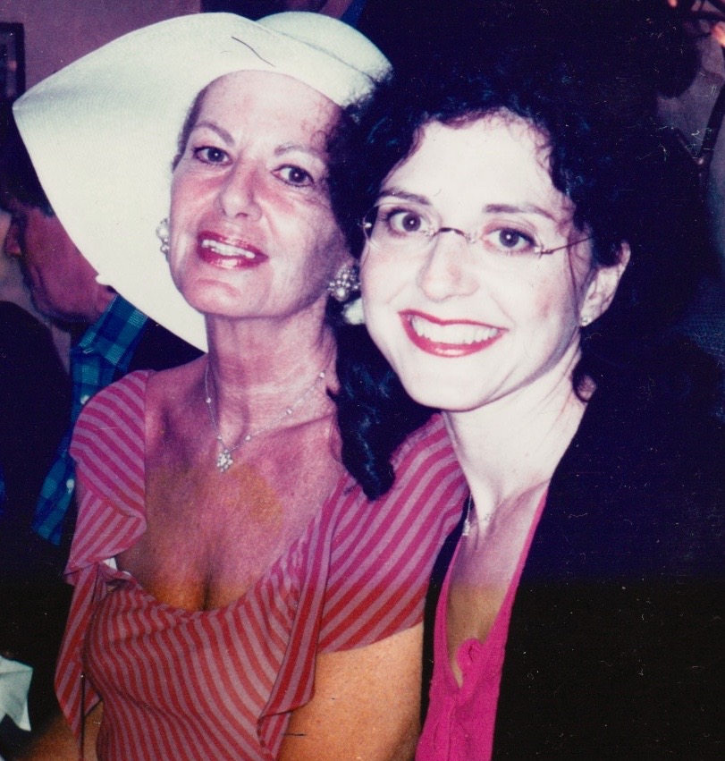 Ellen with her daughter Liza