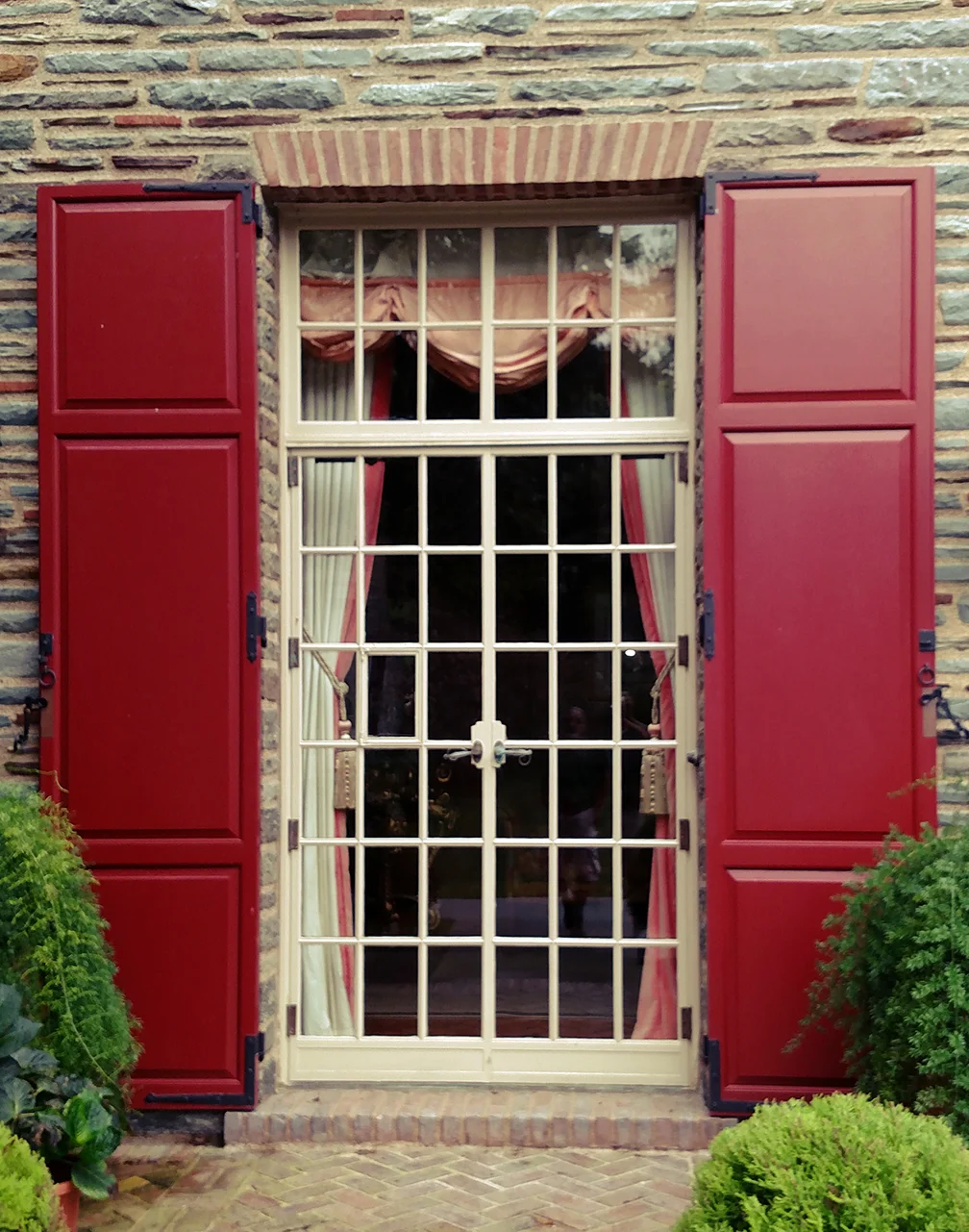 shutters1edit.jpg