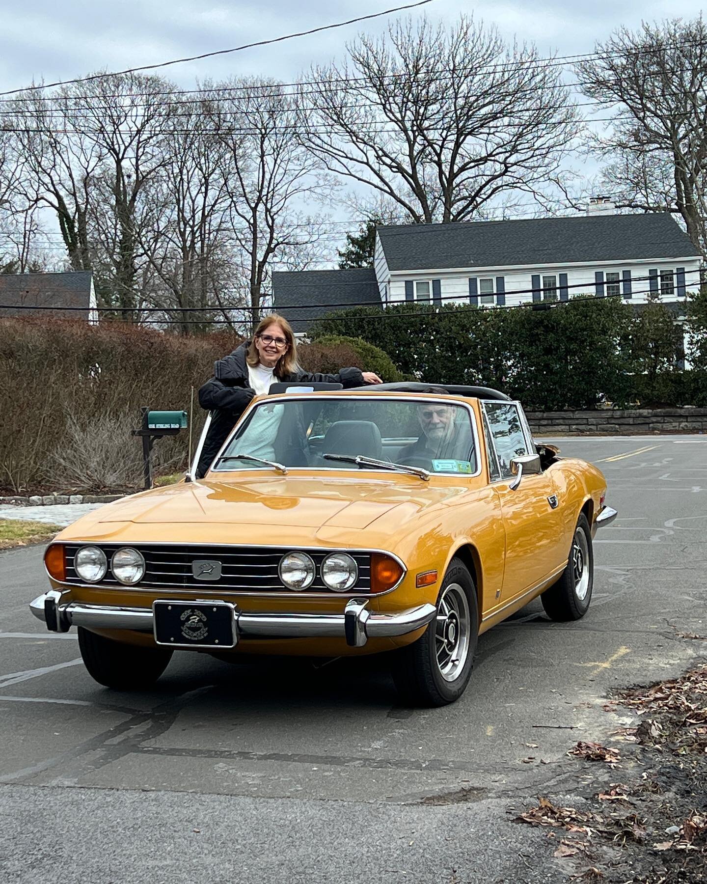 Nick e Eliana passeando de Stag 1971 em Harrison, NY
