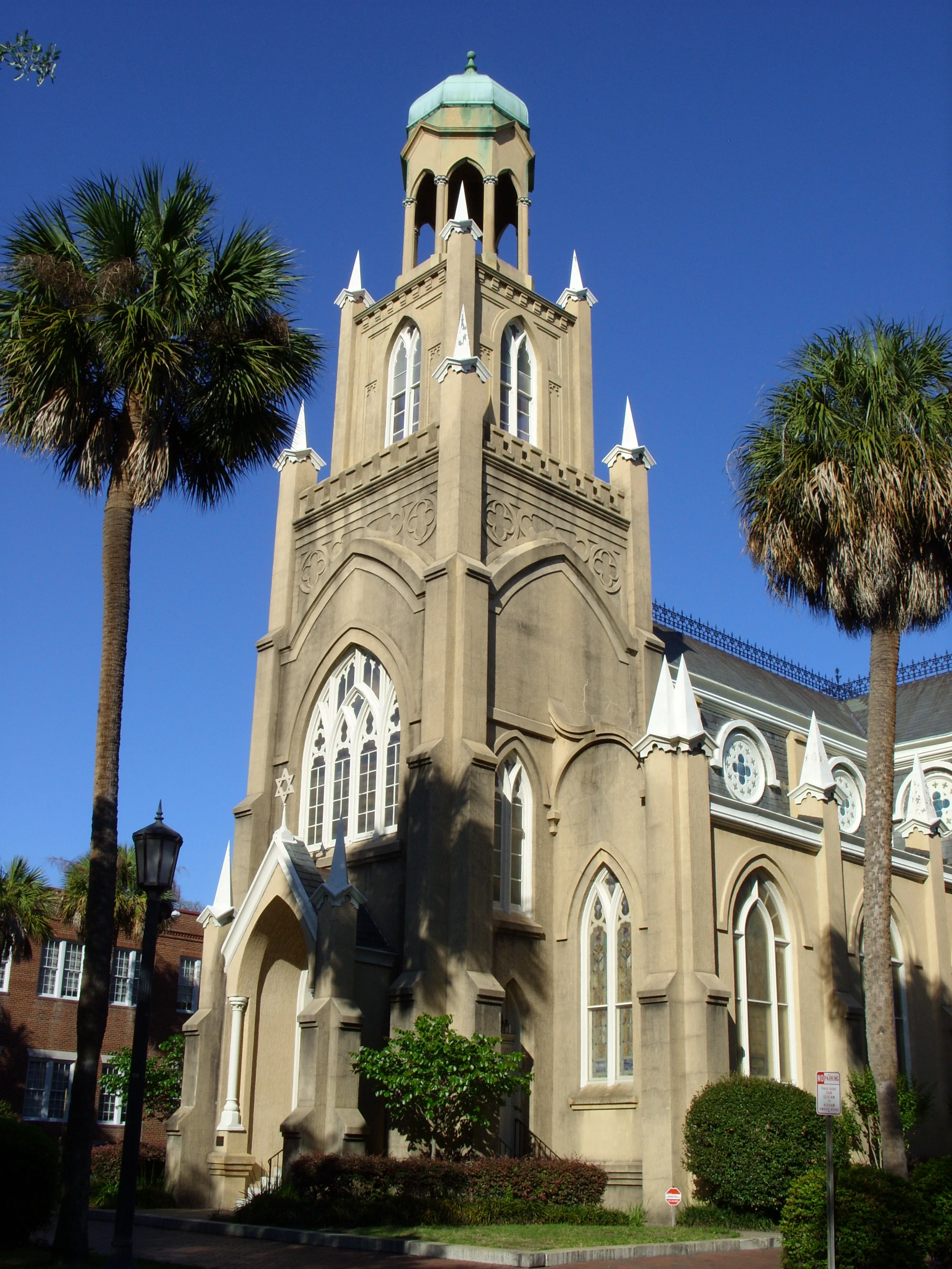 Synagogue Mickve Israel, next to Monterey Square. 