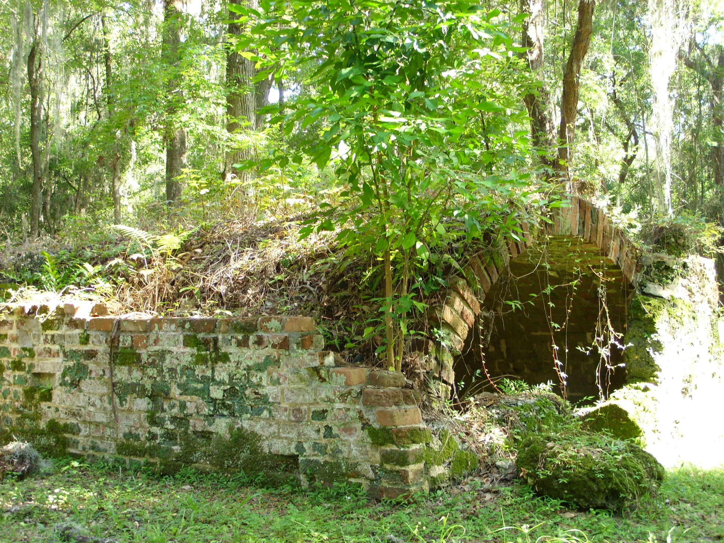  What's left of a brick tomb at Fort Frederica 