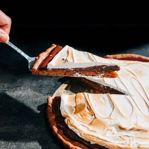 Serving G & S S'more