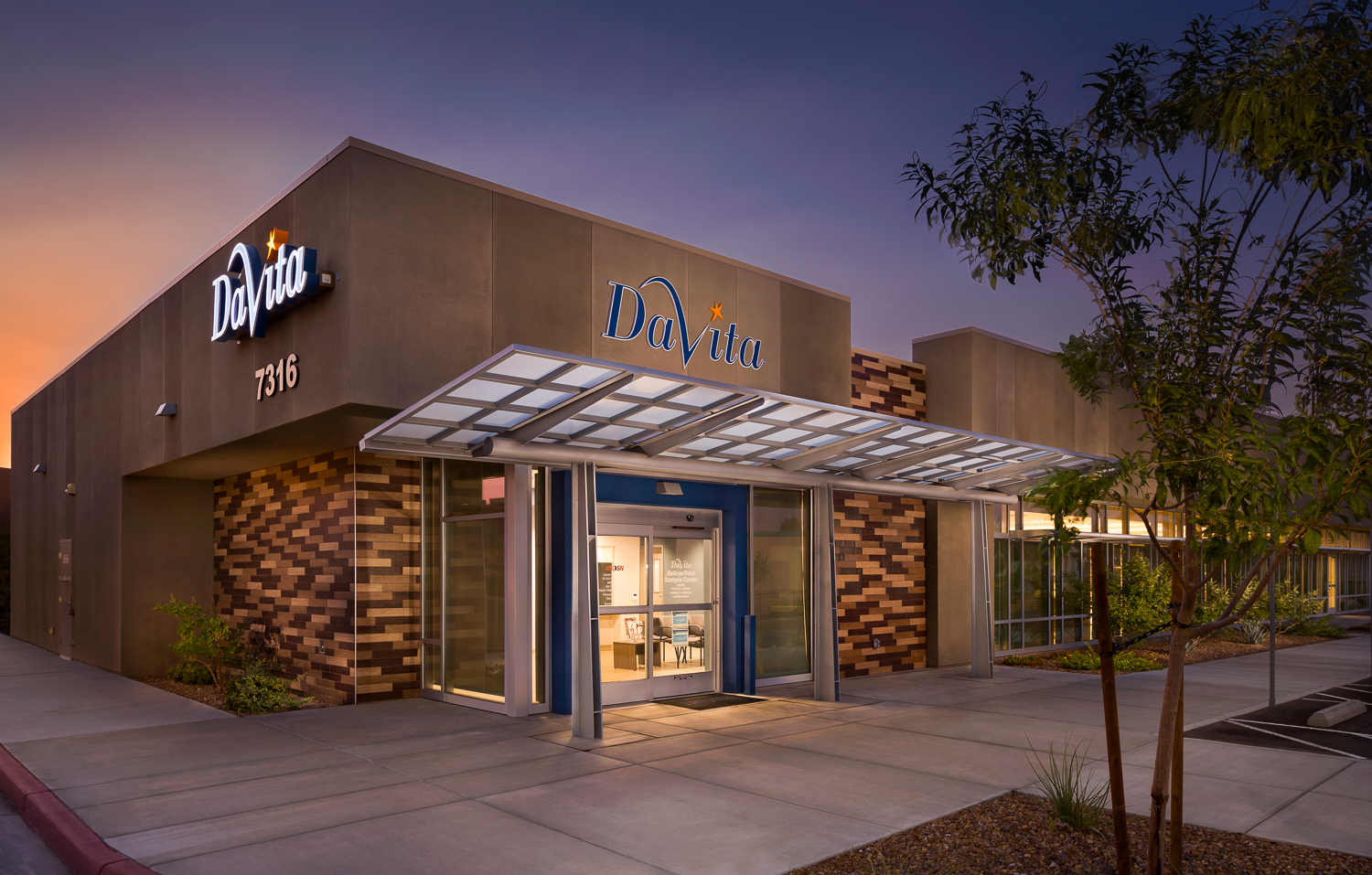 Davita Dialysis, Las Vegas, NV. Daniel S. Amster (Dakem & Associates, LLC), architect.