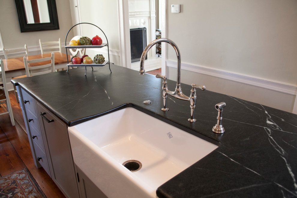 barroca-soapstone.jpg