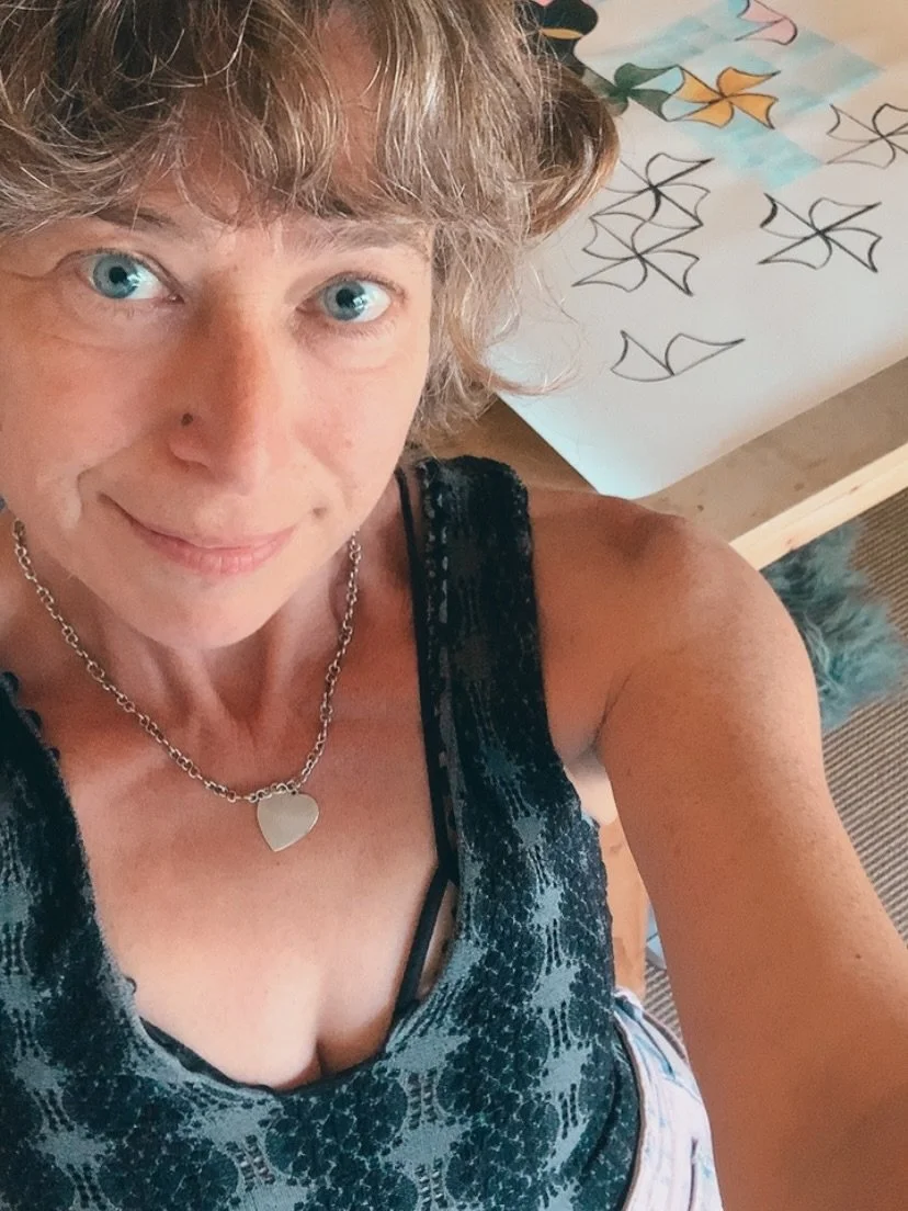 I WENT TO THE WOODS 🌲

&ldquo;I went to the woods because I wished to live deliberately, to front only the essential facts of life, and see if I could not learn what it had to teach, and not, when I came to die, discover that I had not lived. I did 