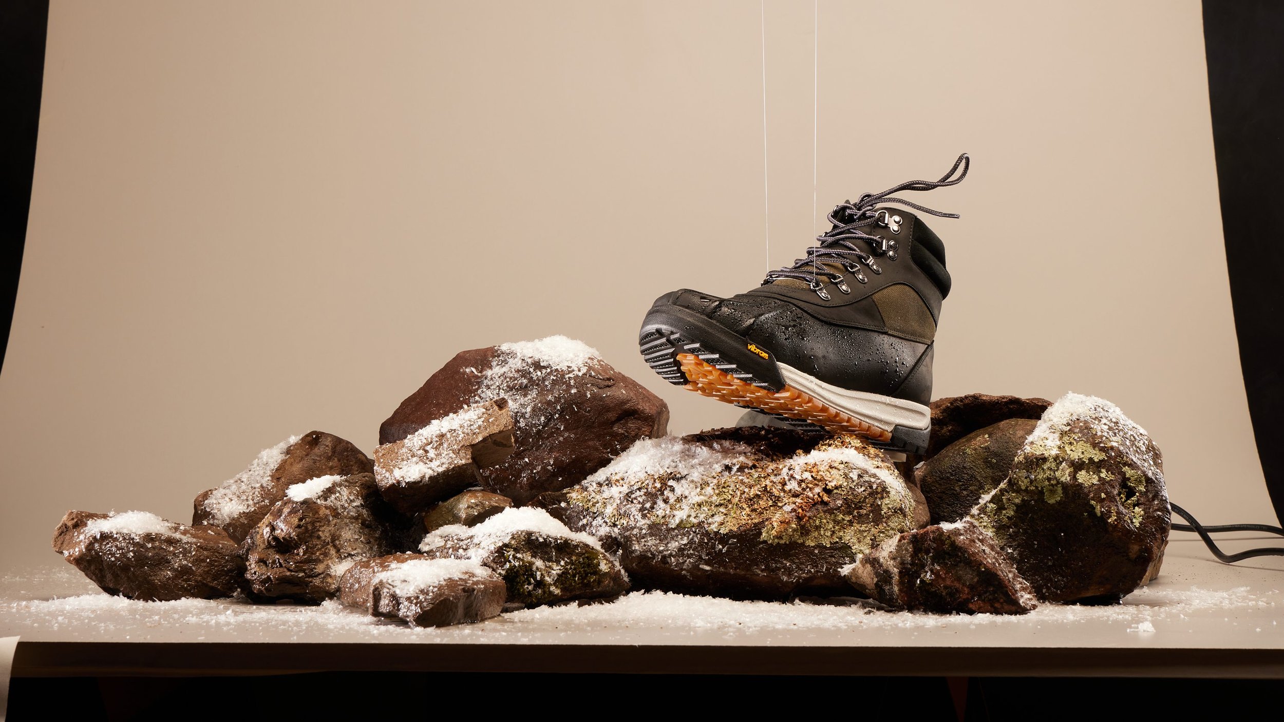 76687_All-Weather_Overland Boot_Black-Army Green_Studio_Marquee 01 Before Web SQR.jpg