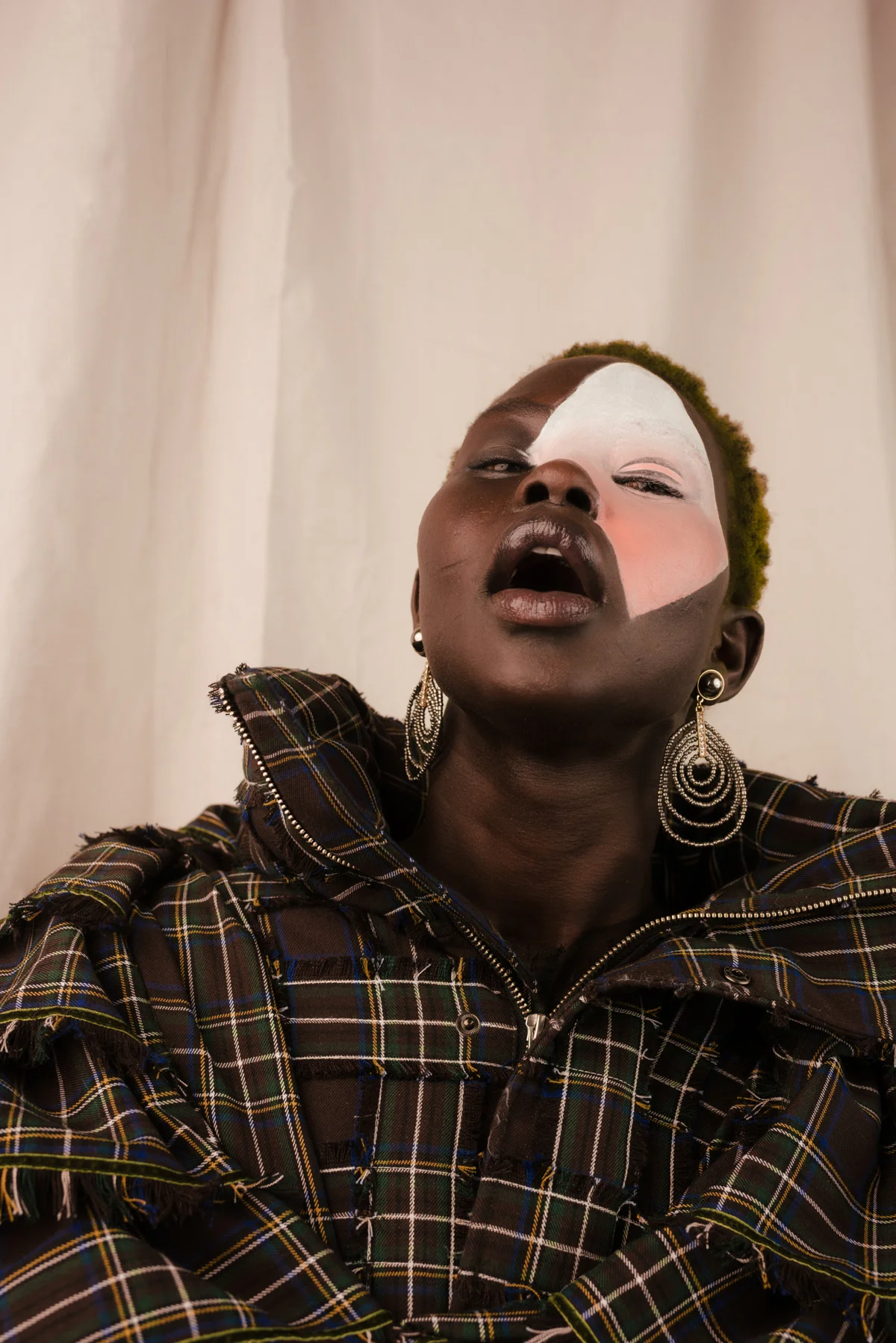 aweng for vogue italy by erika astrid_8.jpg