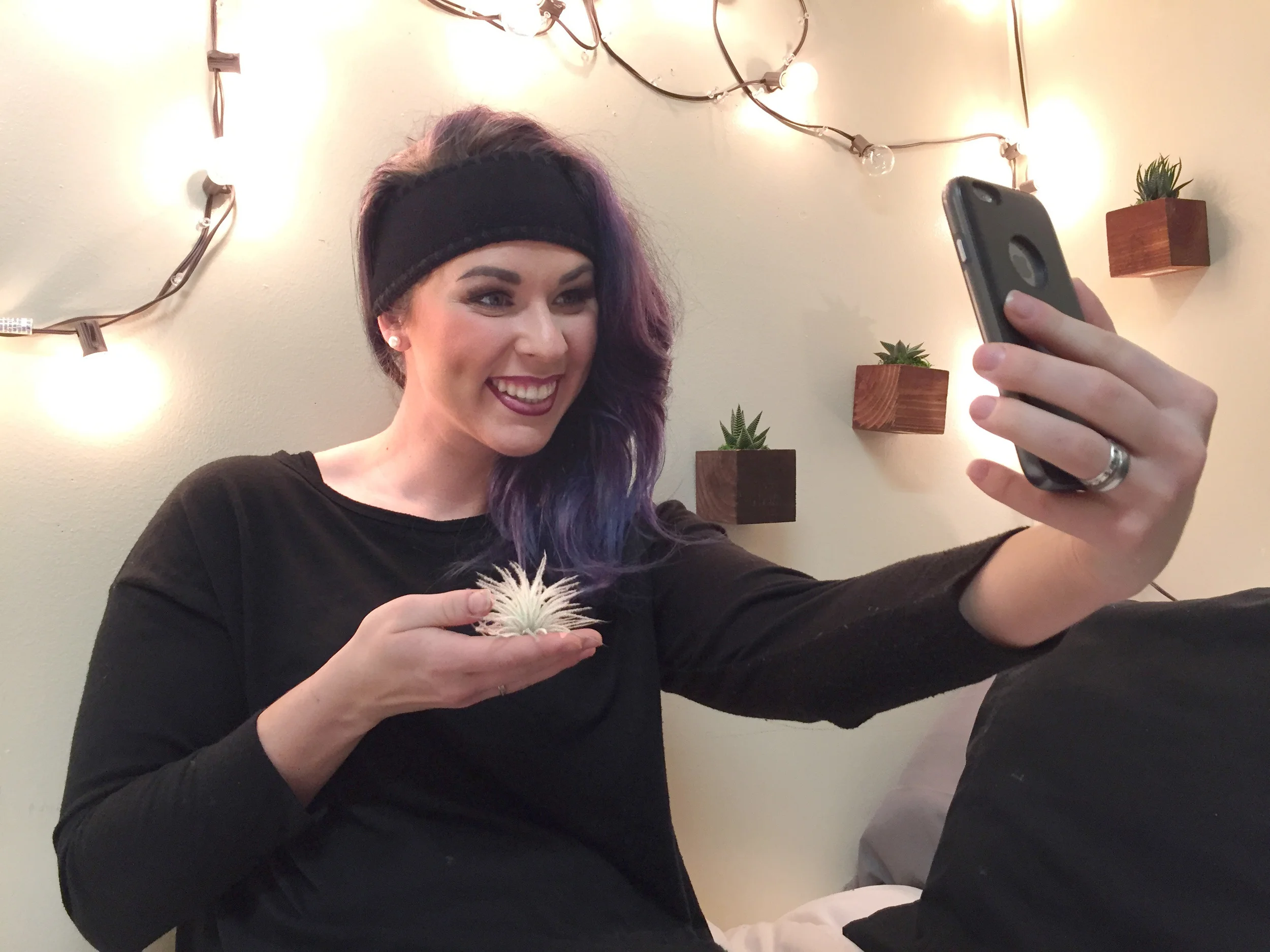 Houseplant Selfie Contest!