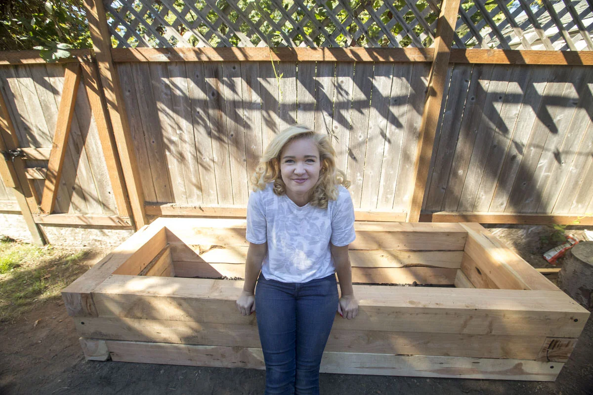 How to Make a Juniper Raised Bed for the Garden