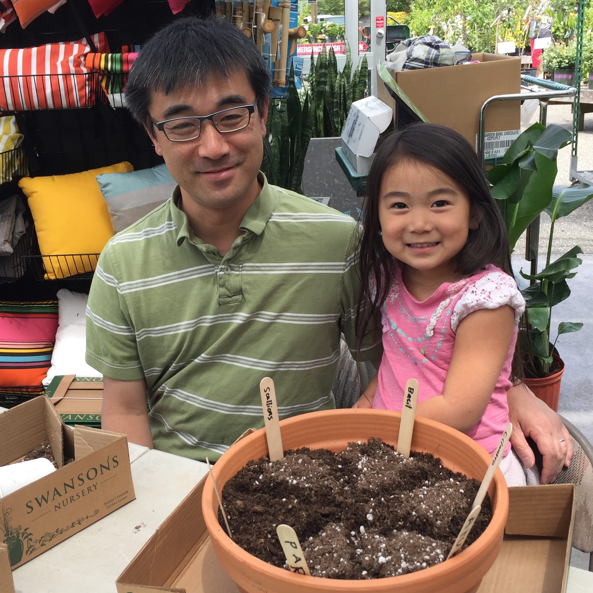 Plant a pizza herb garden with dad for Father's Day