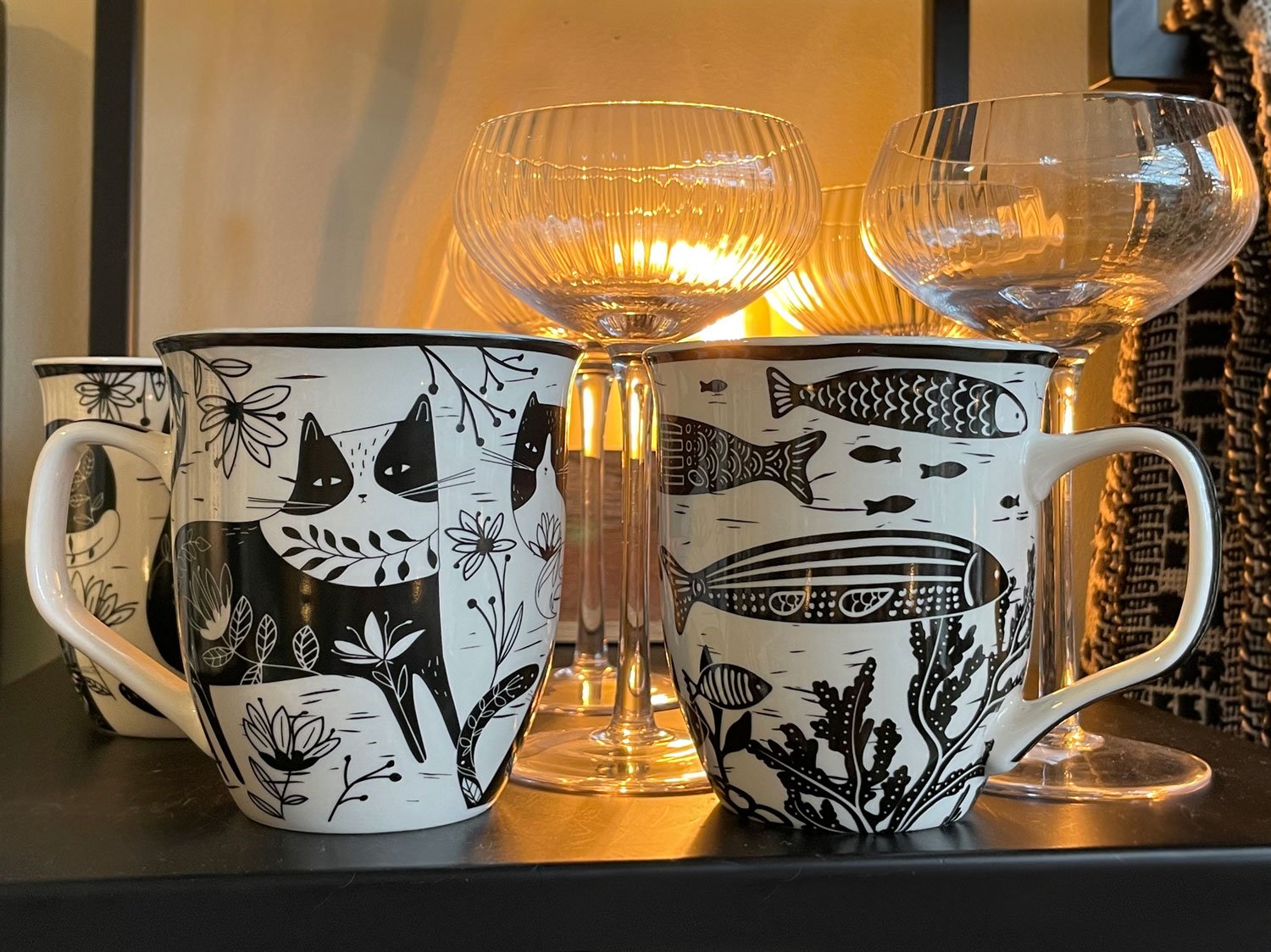 Black-and-white-cat-mugs.jpg