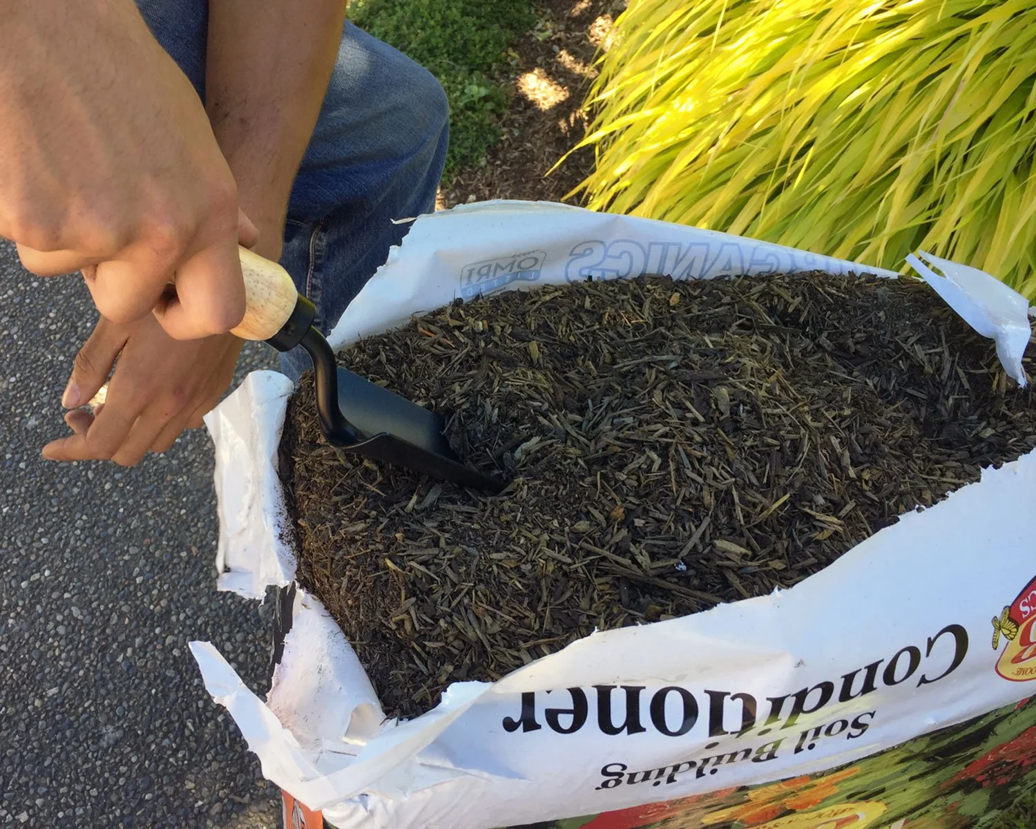 G&B-Soil-Building-Conditioner-2.jpg