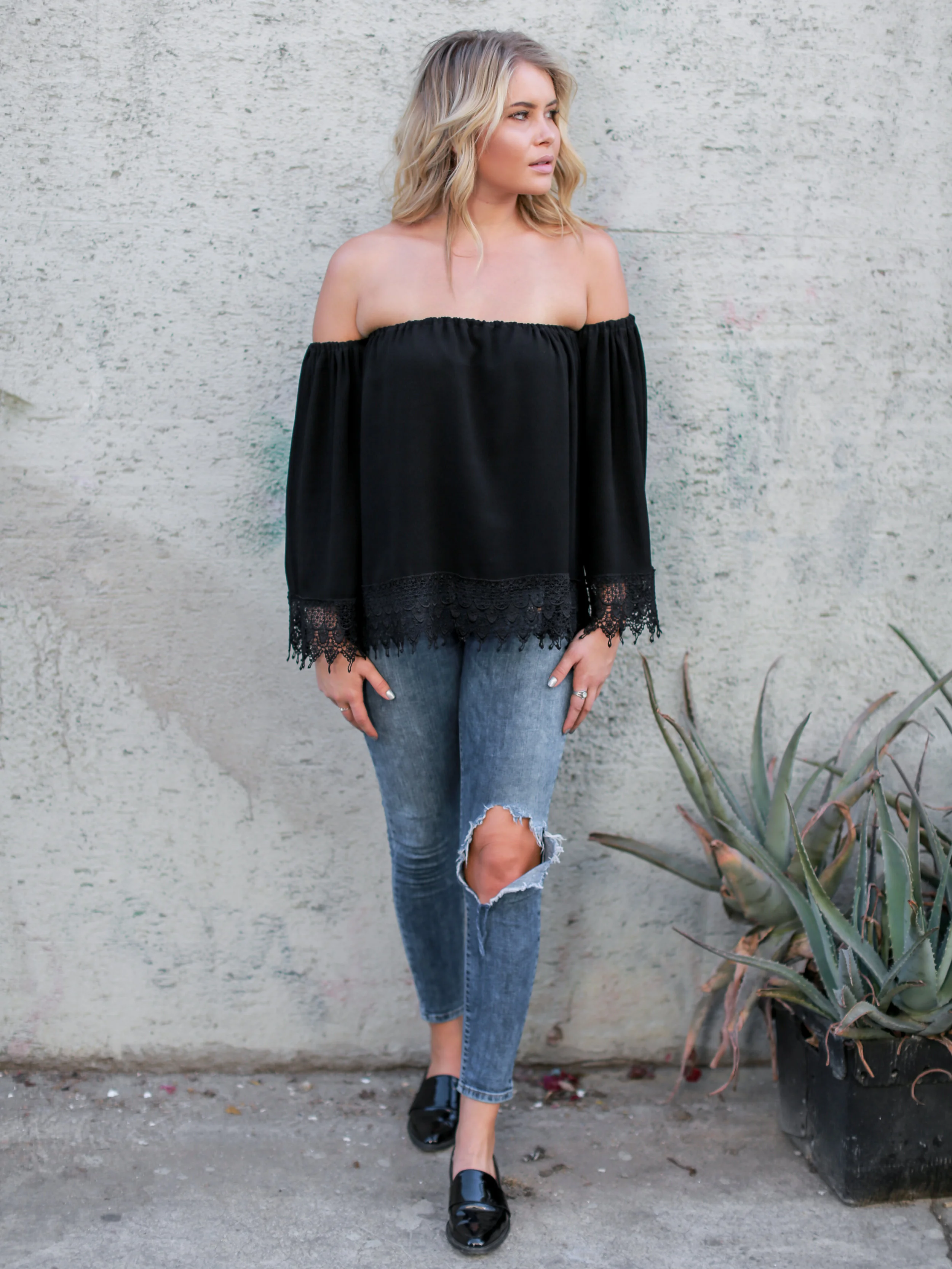FRIDA TOP - BLACK