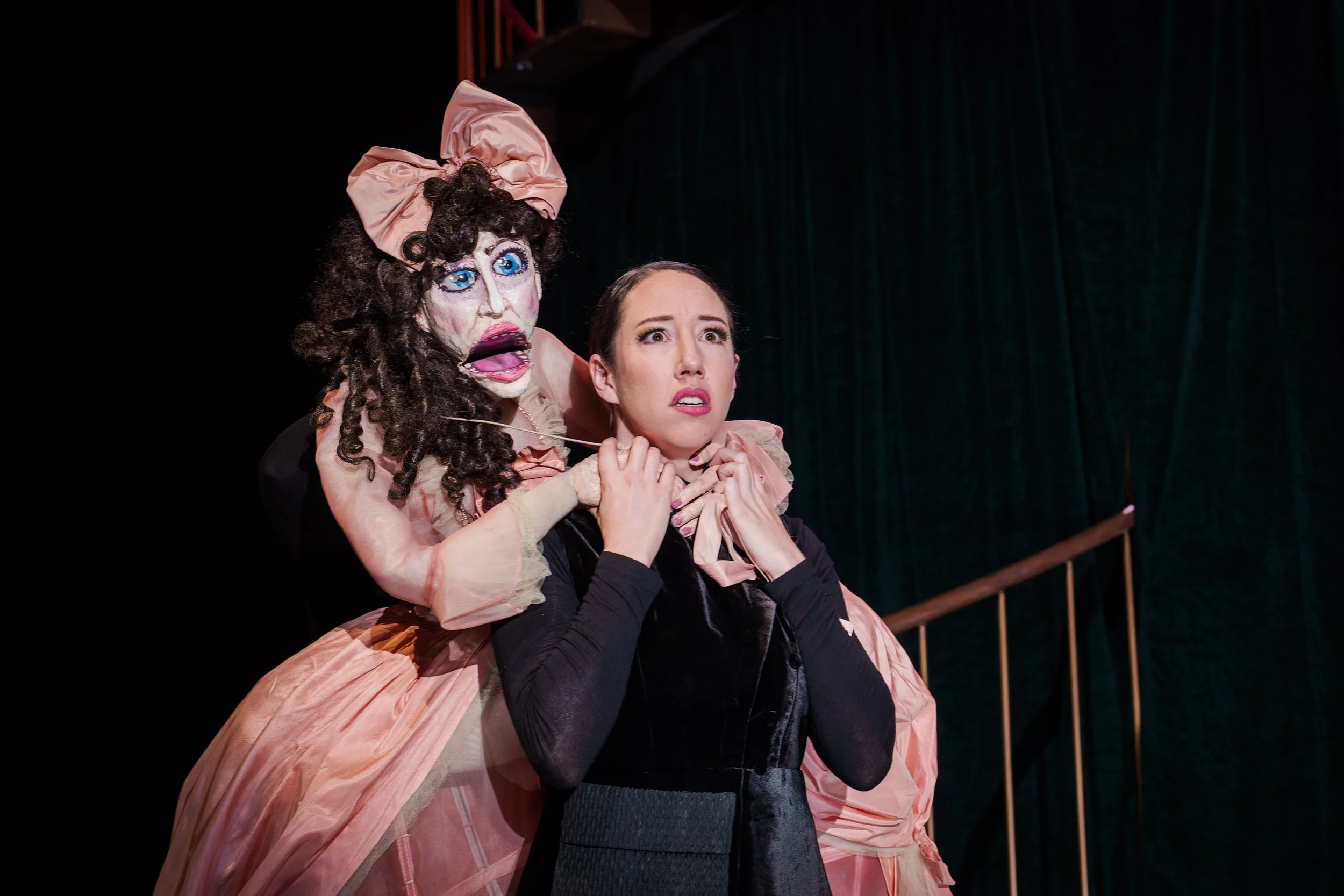  Il Barbiere di Siviglia (2023) Theater Basel Directed by Nikolaus Habjan Photo by Ingo Hoehn 