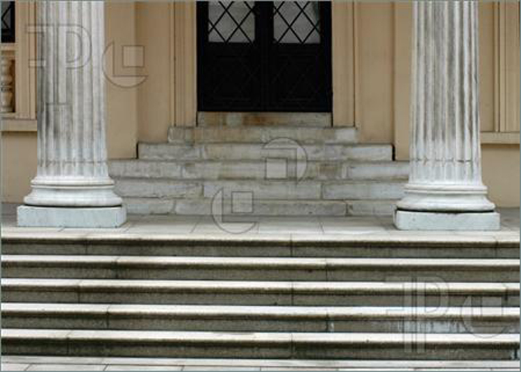 Roman Steps (above) create a stage for public life and architectural expression. Melbourne designers Hecker Phelan lengthen steps of a Melbourne living room (below) to similarly encourage a little theatre in the realm of private
