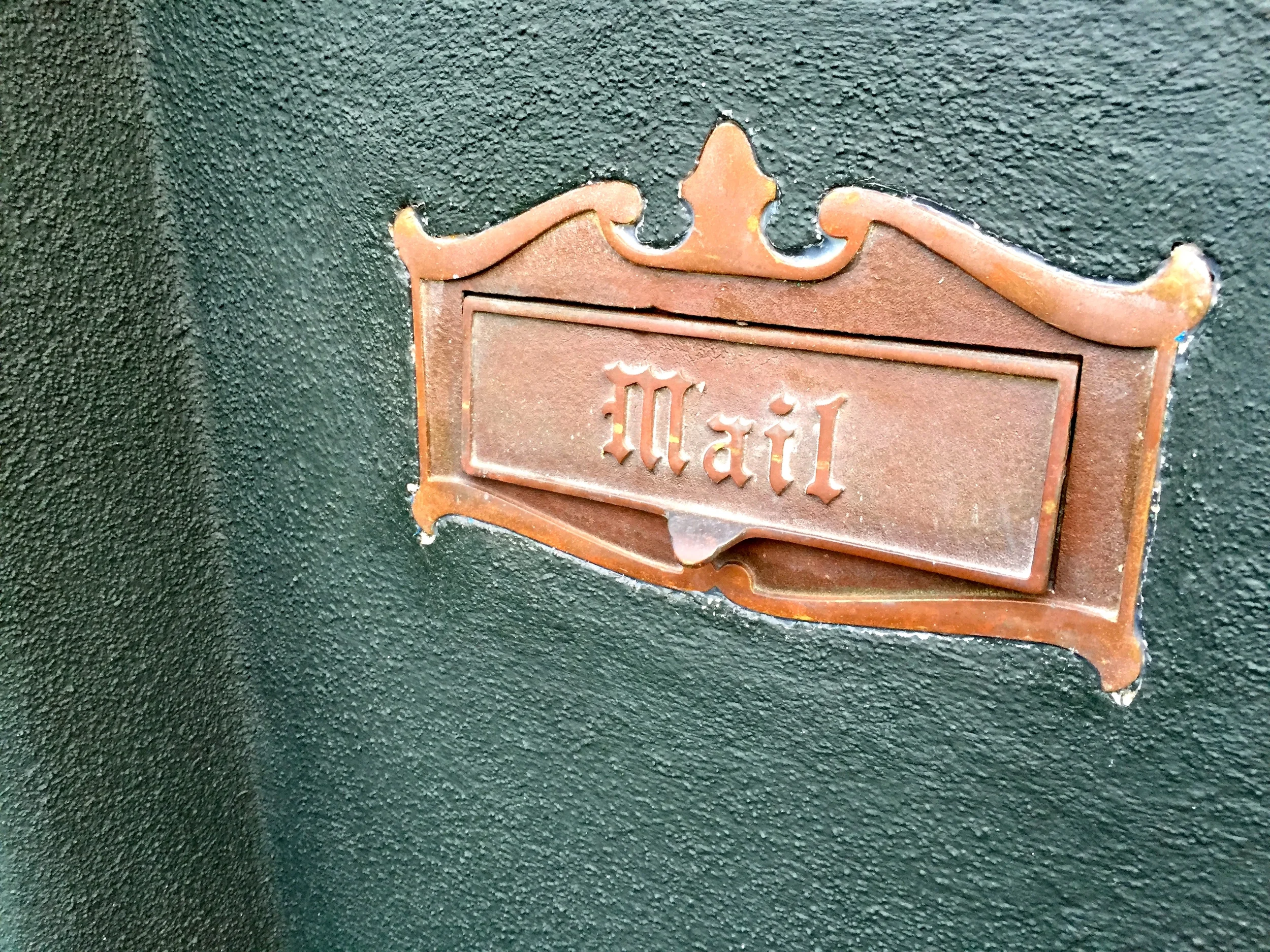 BENECIA - Mail Box - Details