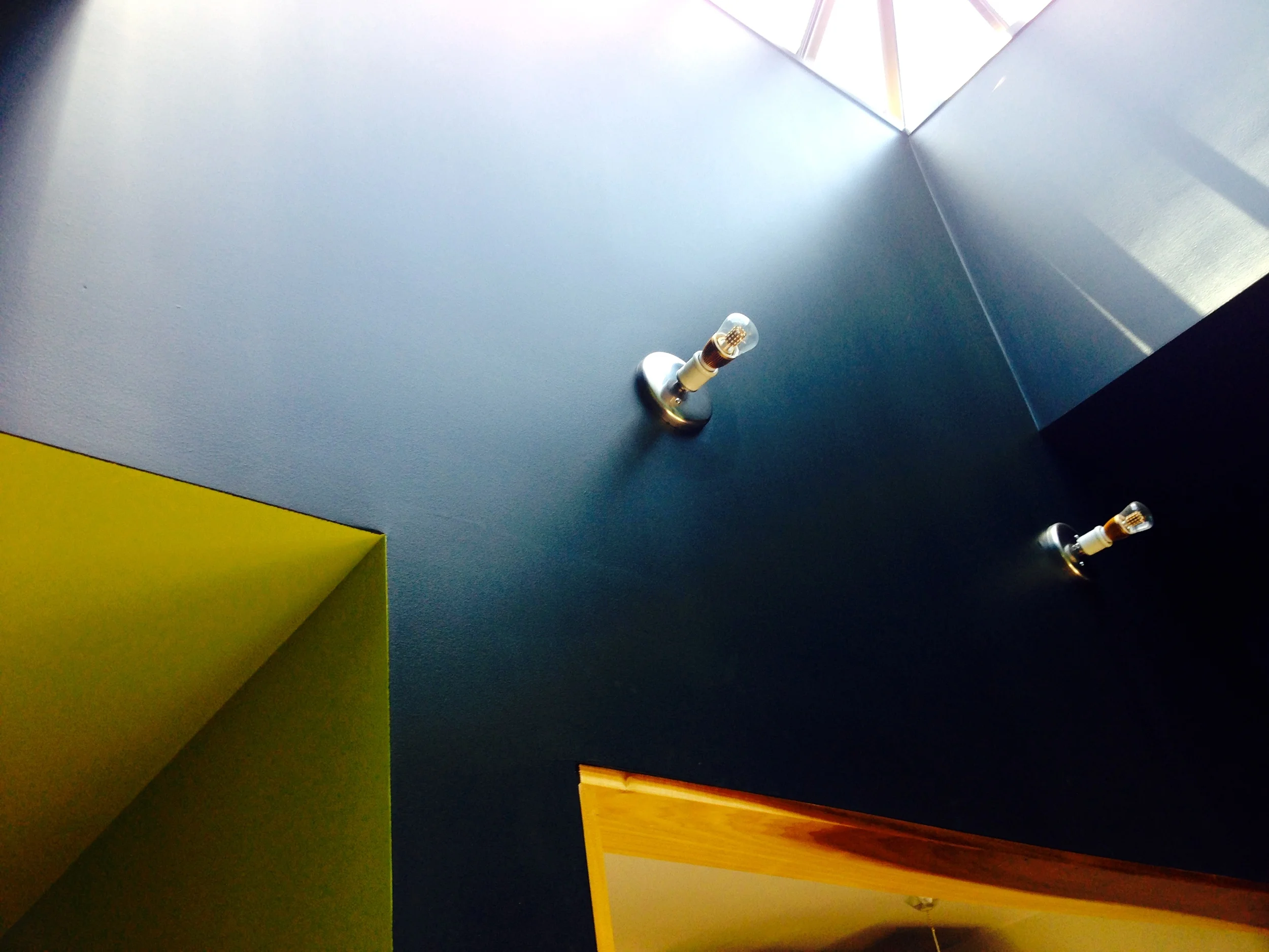BENECIA - Upper Landing Light Detail