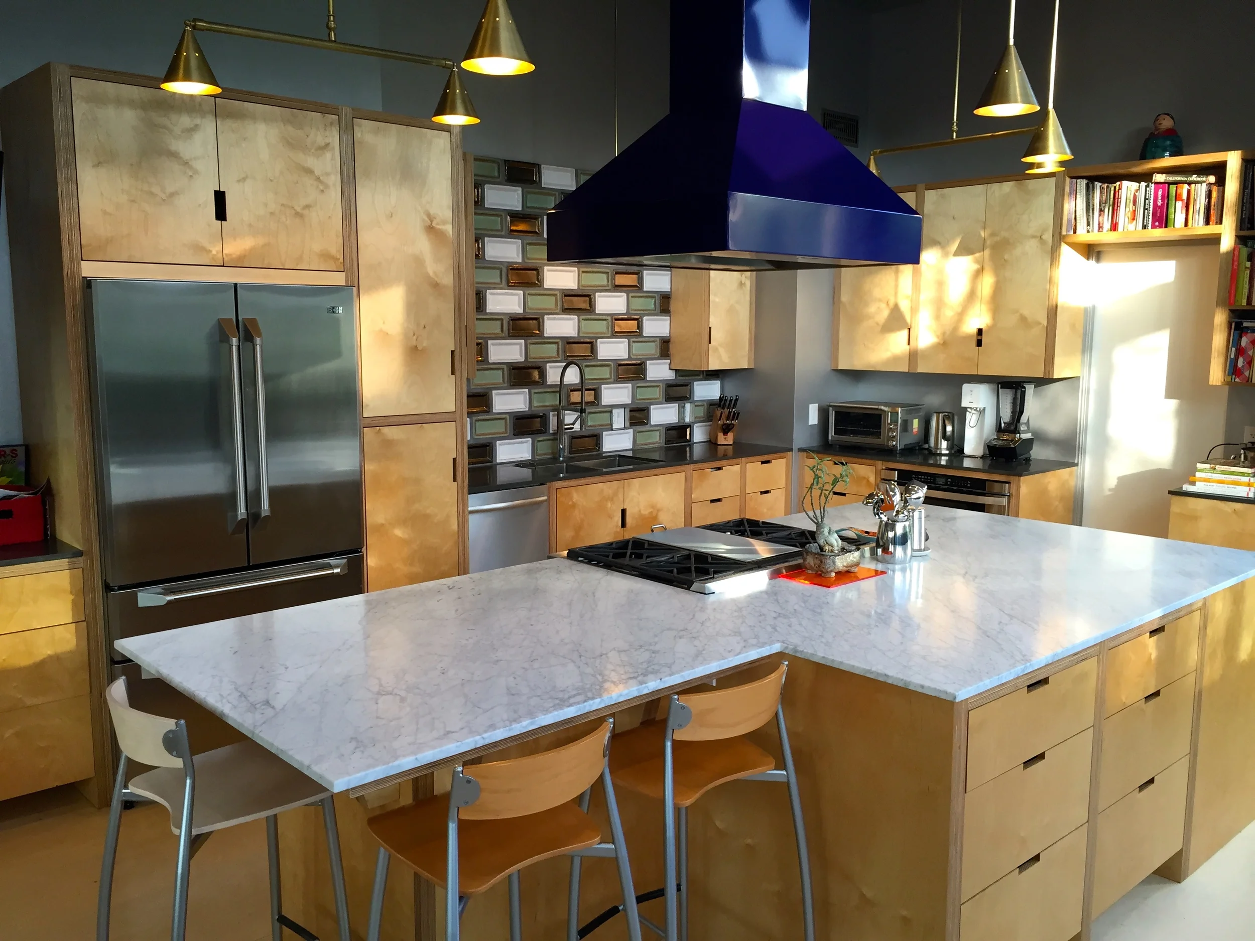 BENECIA - Kitchen Island - Tile Wall View