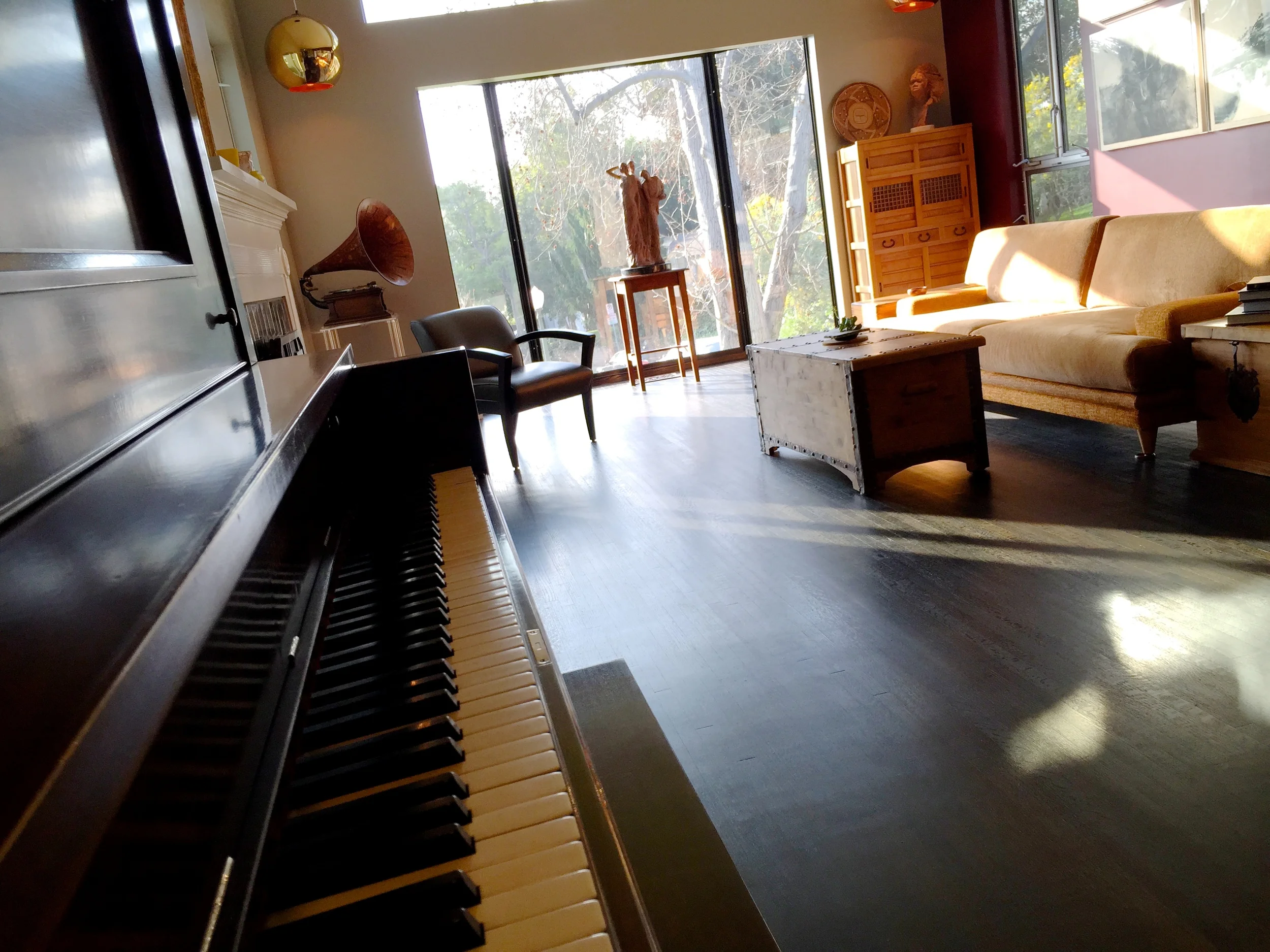 BENECIA - Living Room Bay Window View from Piano